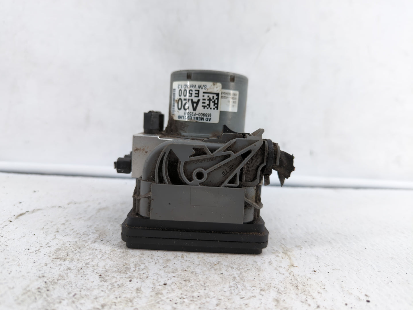 2017-2018 Hyundai Elantra ABS Pump Control Module Replacement P/N:58900-F2500 58920-F2500 Fits Fits 2017 2018 OEM Used Auto 