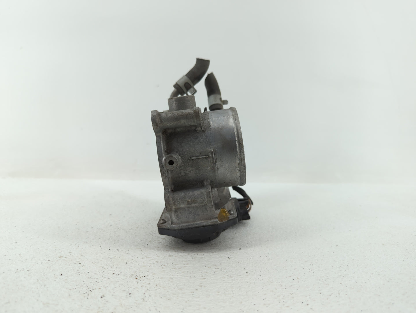 2011-2018 Hyundai Elantra Throttle Body P/N:35100-2E000 1302150124 Fits Fits 2011 2012 2013 2014 2015 2016 2017 2018 2019 OE