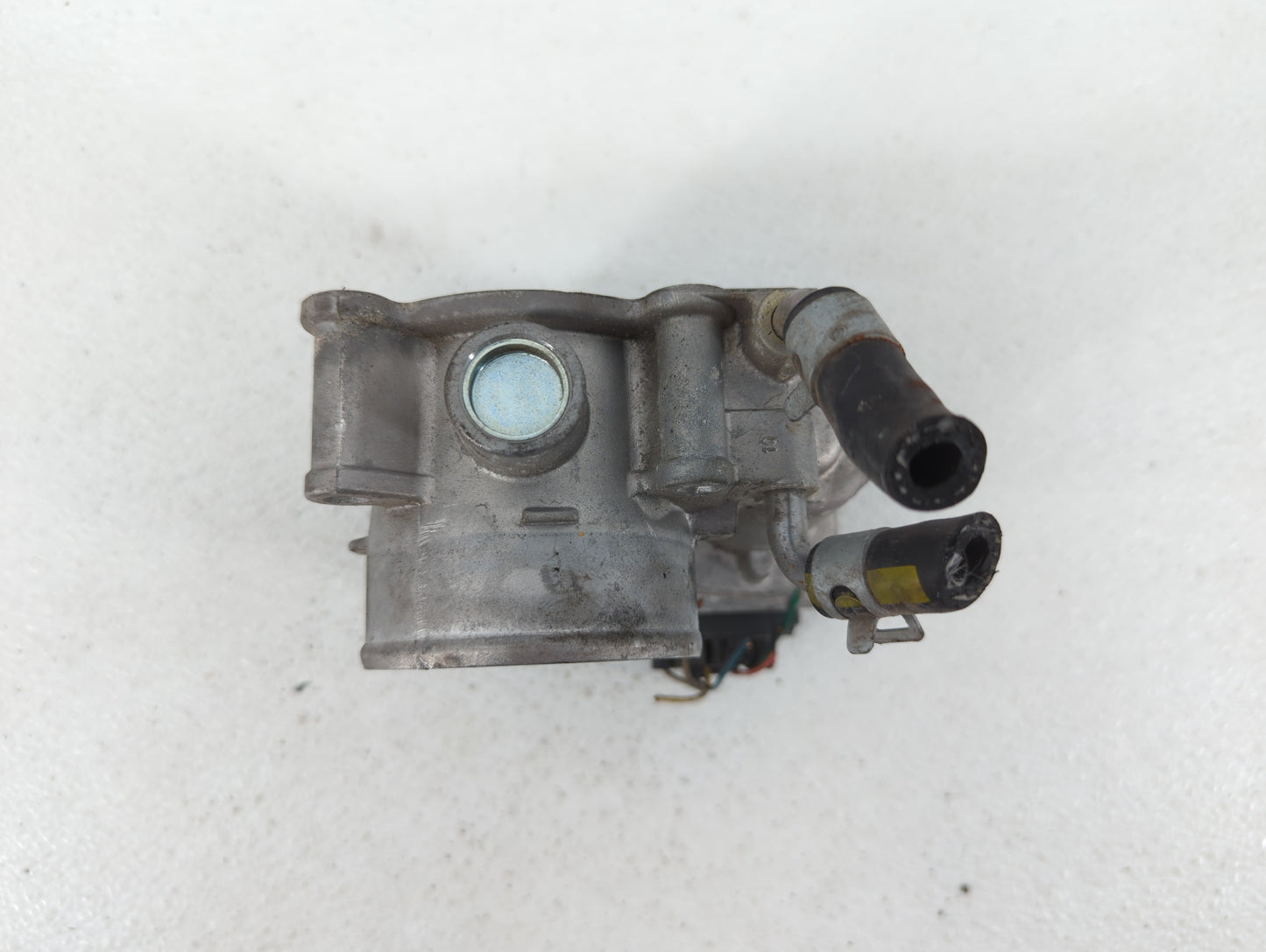 2011-2018 Hyundai Elantra Throttle Body P/N:35100-2E000 1302150124 Fits Fits 2011 2012 2013 2014 2015 2016 2017 2018 2019 OE