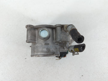 2011-2018 Hyundai Elantra Throttle Body P/N:35100-2E000 1302150124 Fits Fits 2011 2012 2013 2014 2015 2016 2017 2018 2019 OEM Used Auto Parts