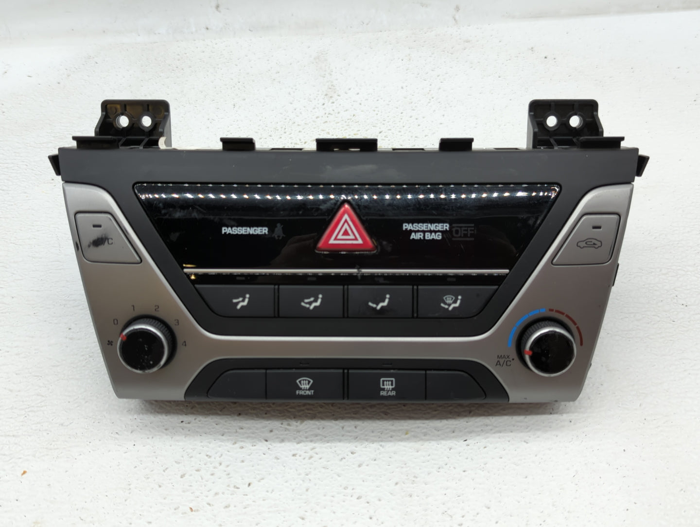 2017-2018 Hyundai Elantra Climate Control Module Temperature AC/Heater Replacement P/N:97250-F2XXX 97250-F20614X Fits OEM Us