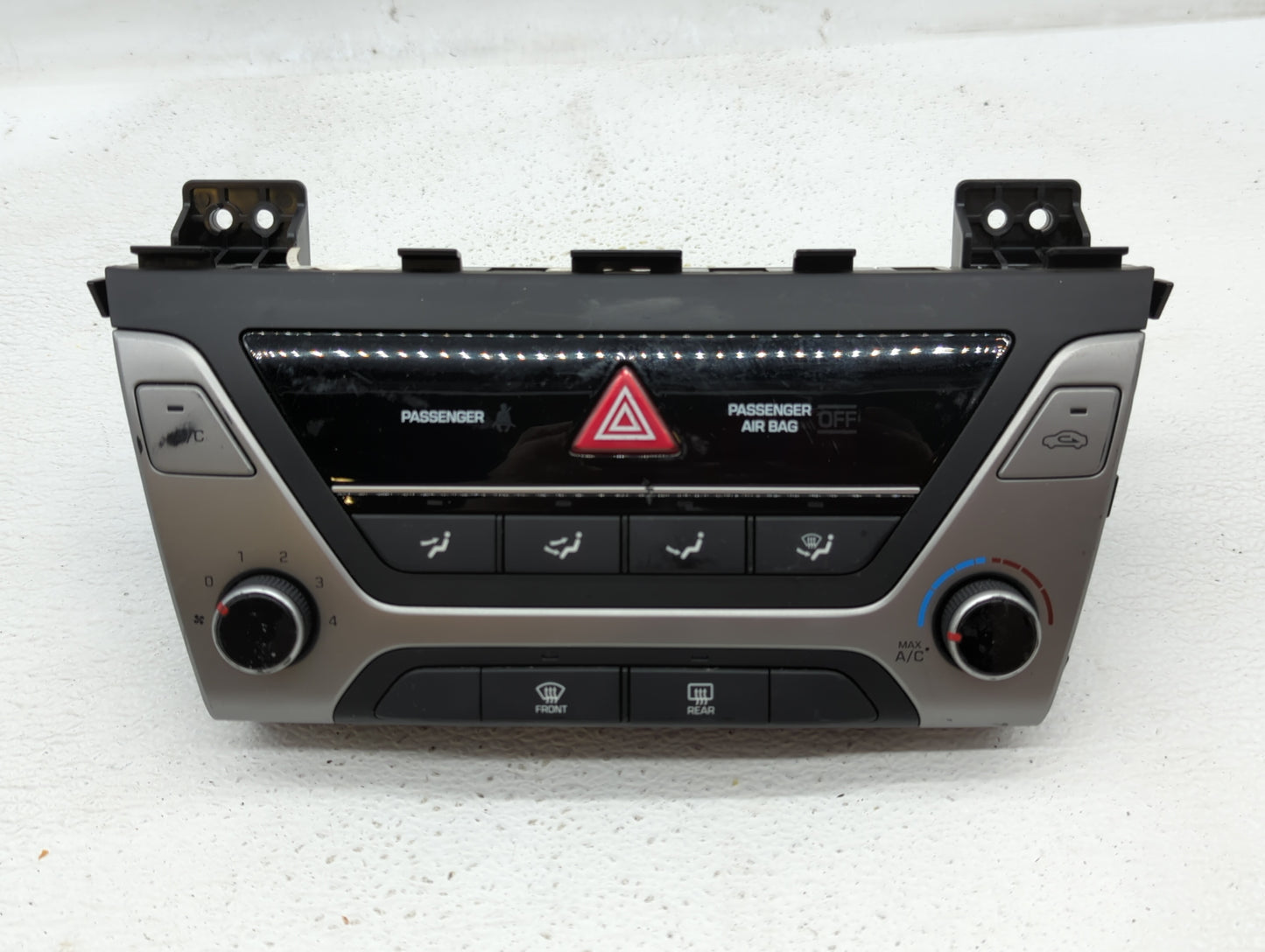 2017-2018 Hyundai Elantra Climate Control Module Temperature AC/Heater Replacement P/N:97250-F2XXX 97250-F20614X Fits OEM Us