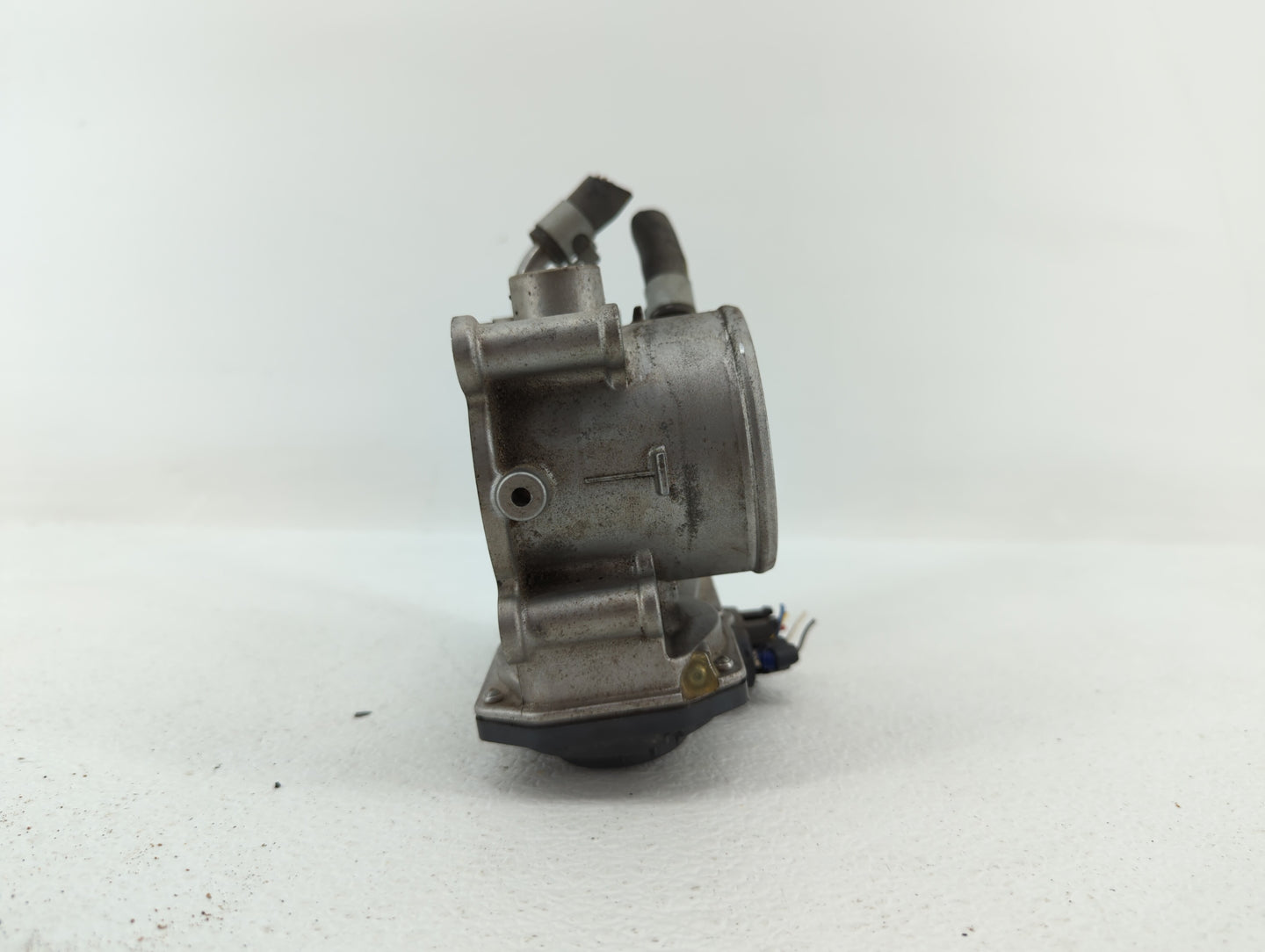 2011-2018 Hyundai Elantra Throttle Body P/N:35100-2E000 1302150124 Fits Fits 2011 2012 2013 2014 2015 2016 2017 2018 2019 OE