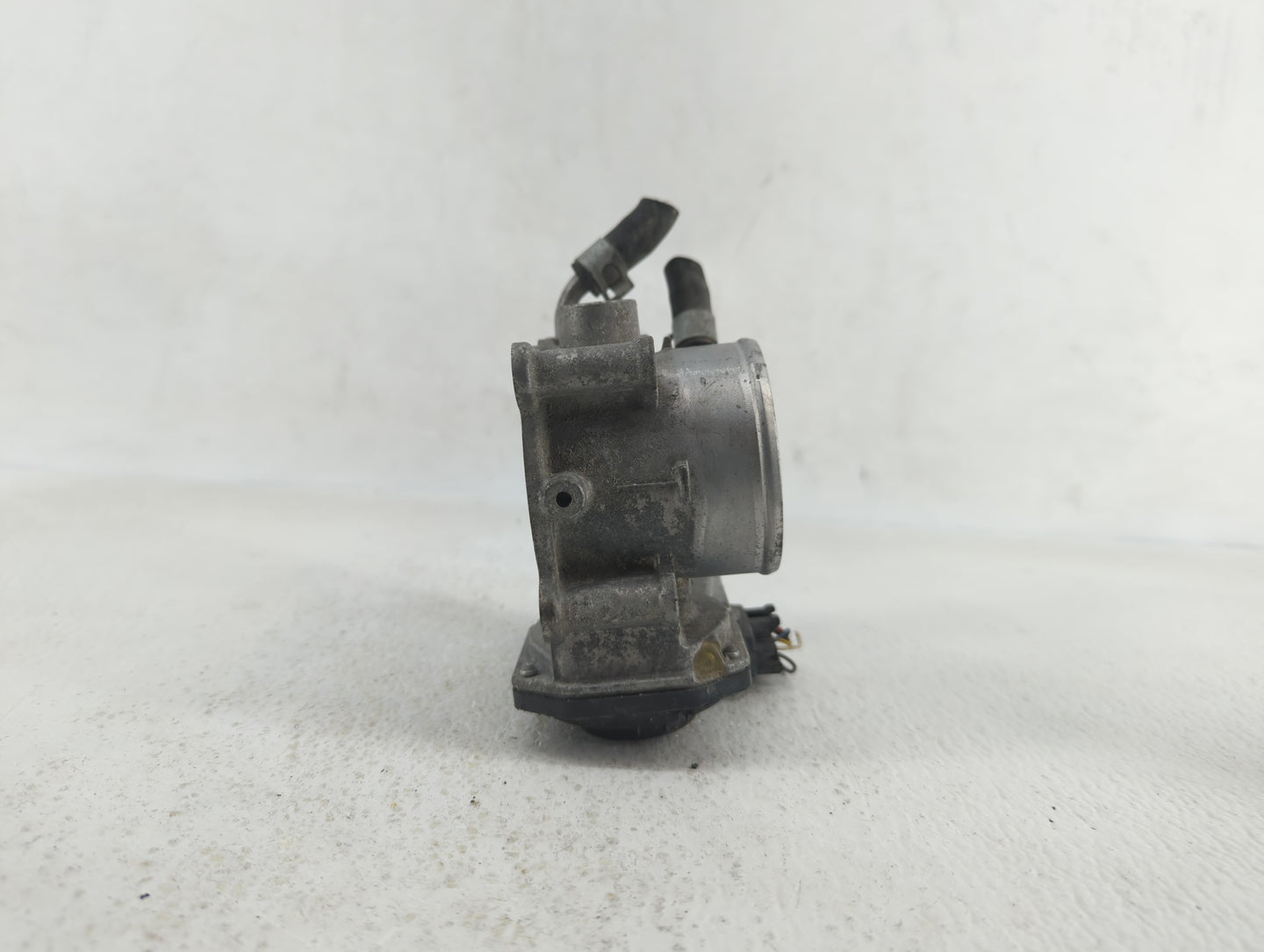 2011-2018 Hyundai Elantra Throttle Body P/N:35100-2E000 1302150124 Fits Fits 2011 2012 2013 2014 2015 2016 2017 2018 2019 OE