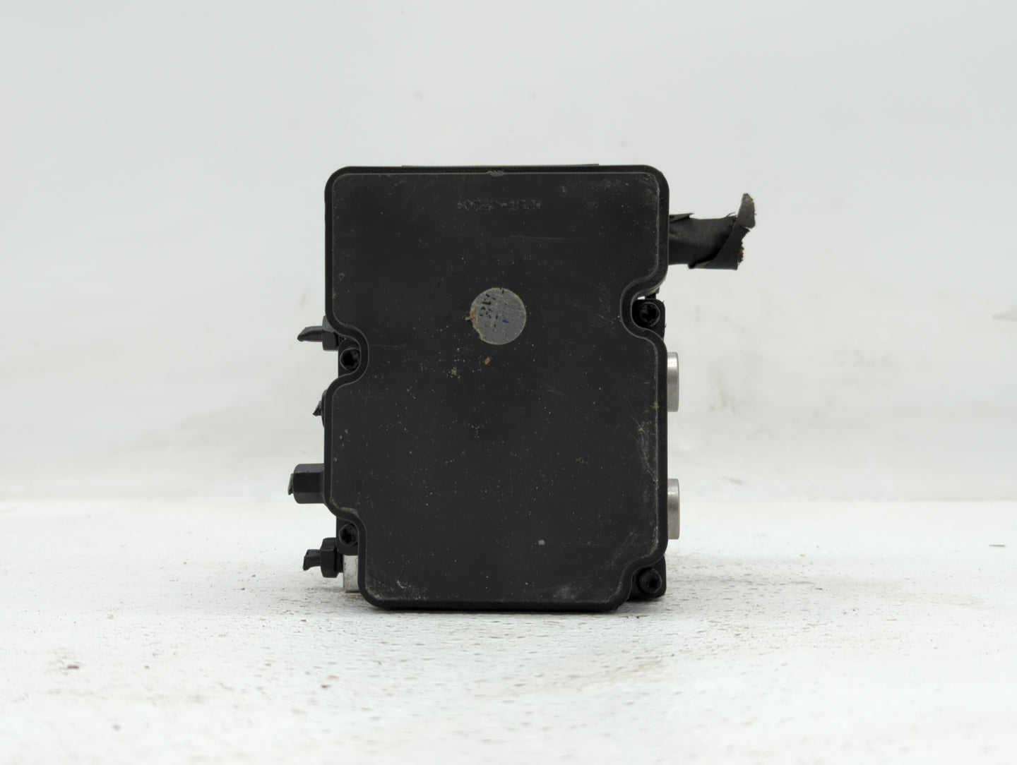 2017-2018 Hyundai Elantra ABS Pump Control Module Replacement P/N:58900-F2500 58920-F2500 Fits Fits 2017 2018 OEM Used Auto 