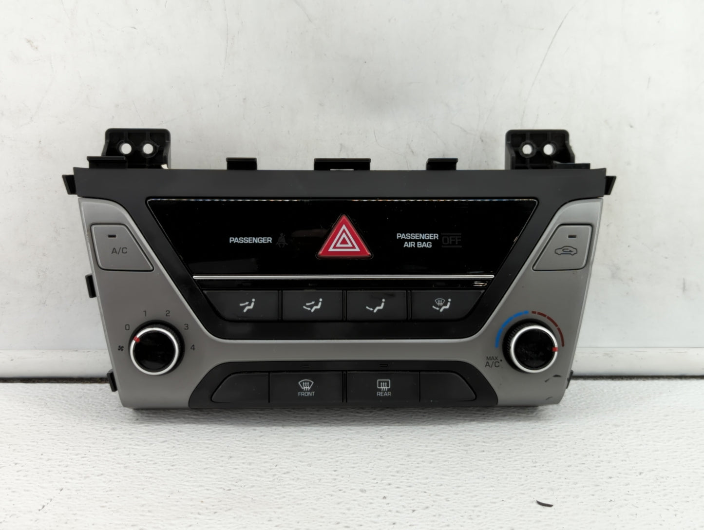 2017-2018 Hyundai Elantra Climate Control Module Temperature AC/Heater Replacement P/N:97250-F2XXX 97250-F20614X Fits OEM Us
