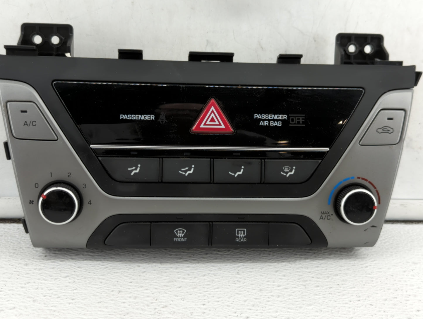 2017-2018 Hyundai Elantra Climate Control Module Temperature AC/Heater Replacement P/N:97250-F2XXX 97250-F20614X Fits OEM Us
