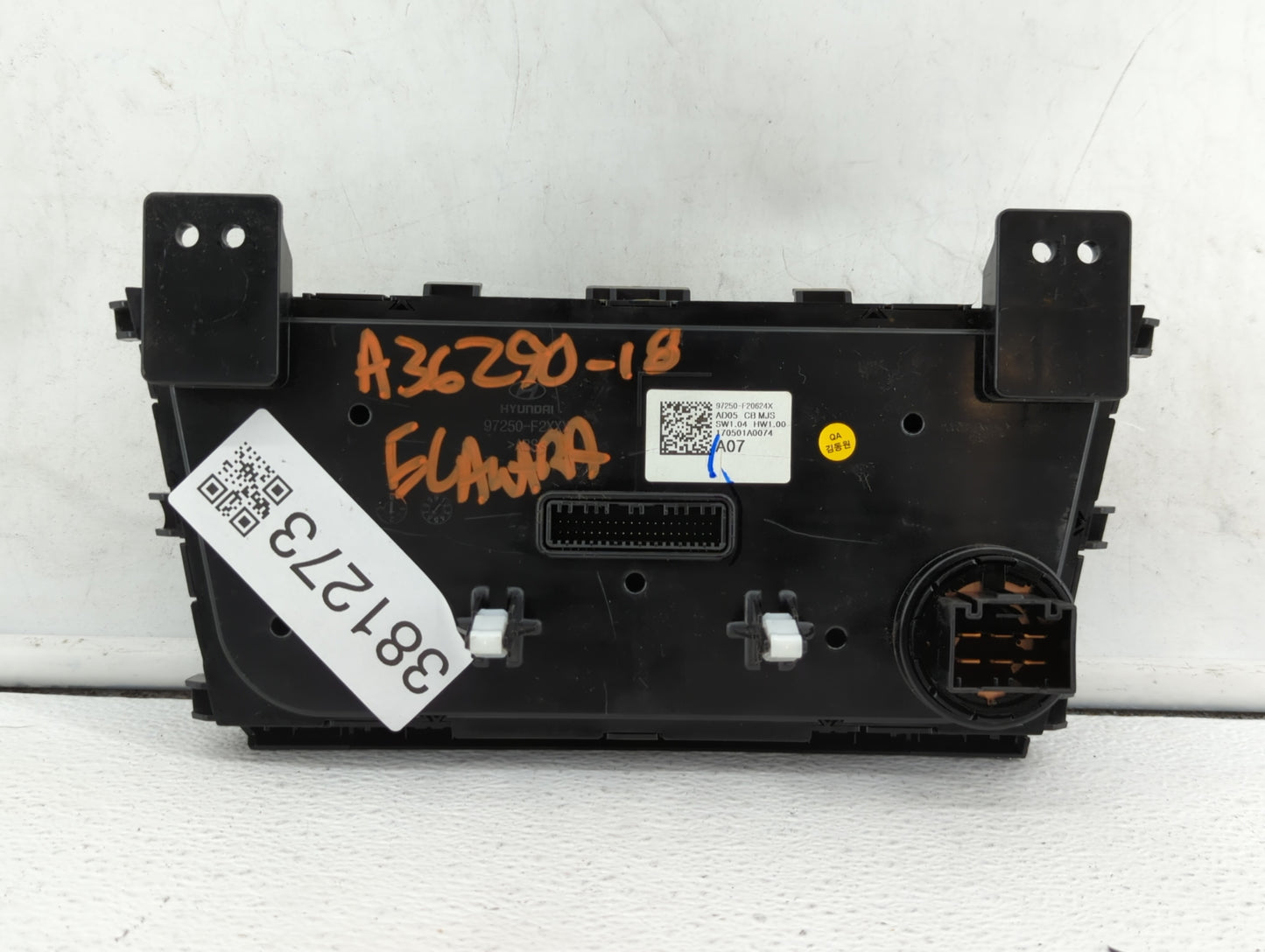2017-2018 Hyundai Elantra Climate Control Module Temperature AC/Heater Replacement P/N:97250-F2XXX 97250-F20614X Fits OEM Us