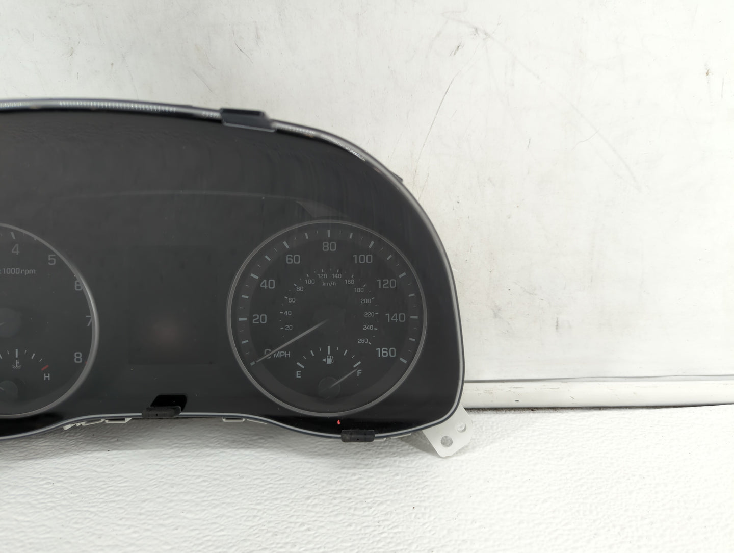 2017-2018 Hyundai Elantra Instrument Cluster Speedometer Gauges P/N:94001-F2060 Fits Fits 2017 2018 OEM Used Auto Parts - Oe
