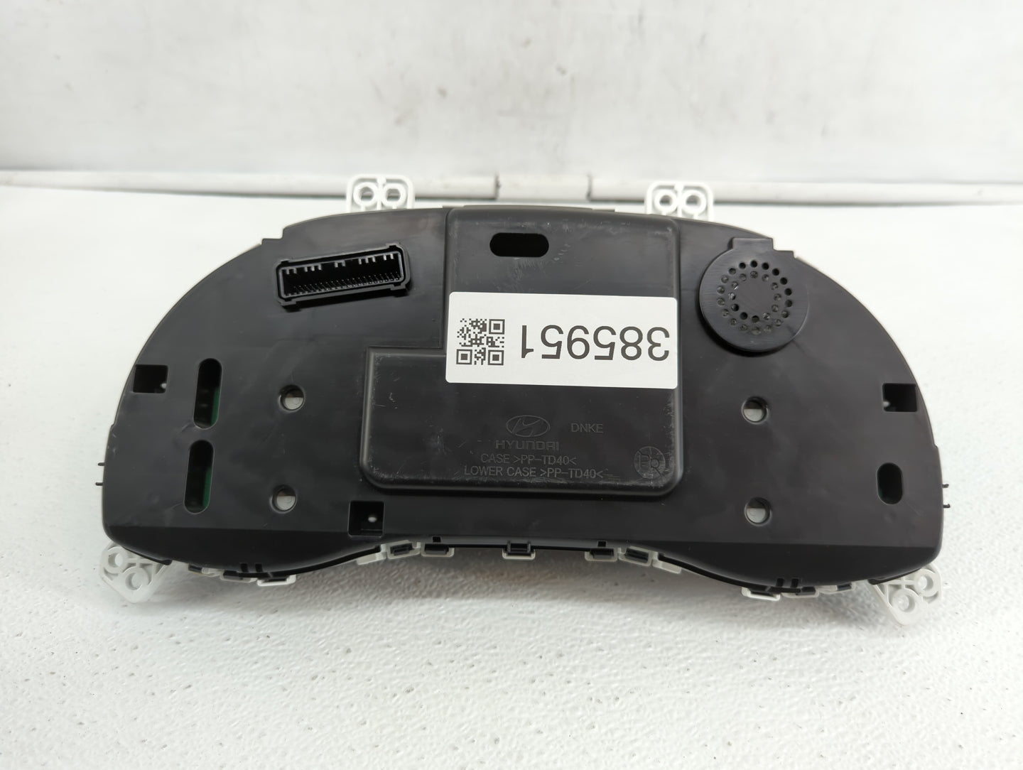 2017-2018 Hyundai Elantra Instrument Cluster Speedometer Gauges P/N:94001-F2060 Fits Fits 2017 2018 OEM Used Auto Parts - Oe
