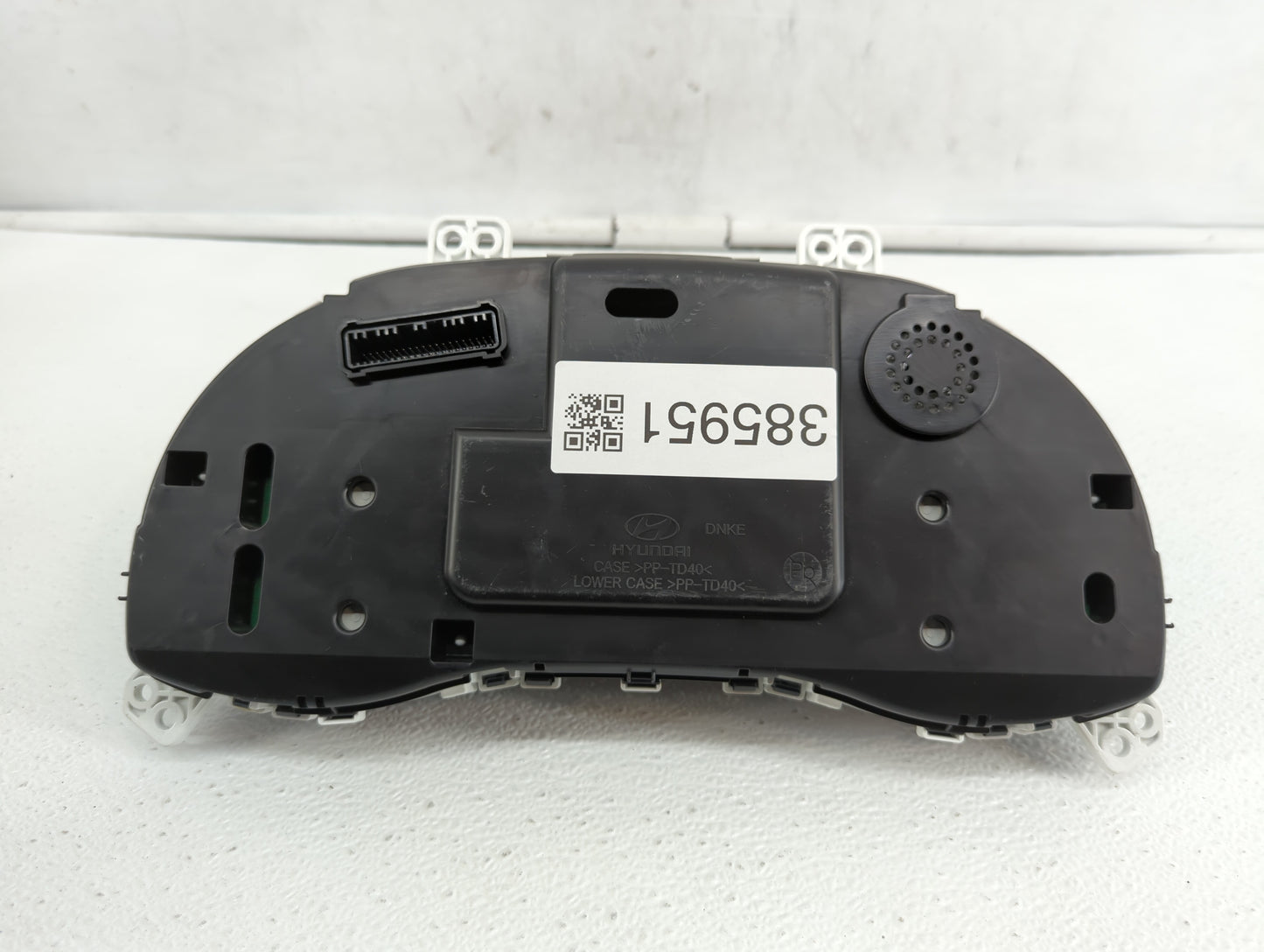2017-2018 Hyundai Elantra Instrument Cluster Speedometer Gauges P/N:94001-F2060 Fits Fits 2017 2018 OEM Used Auto Parts - Oe