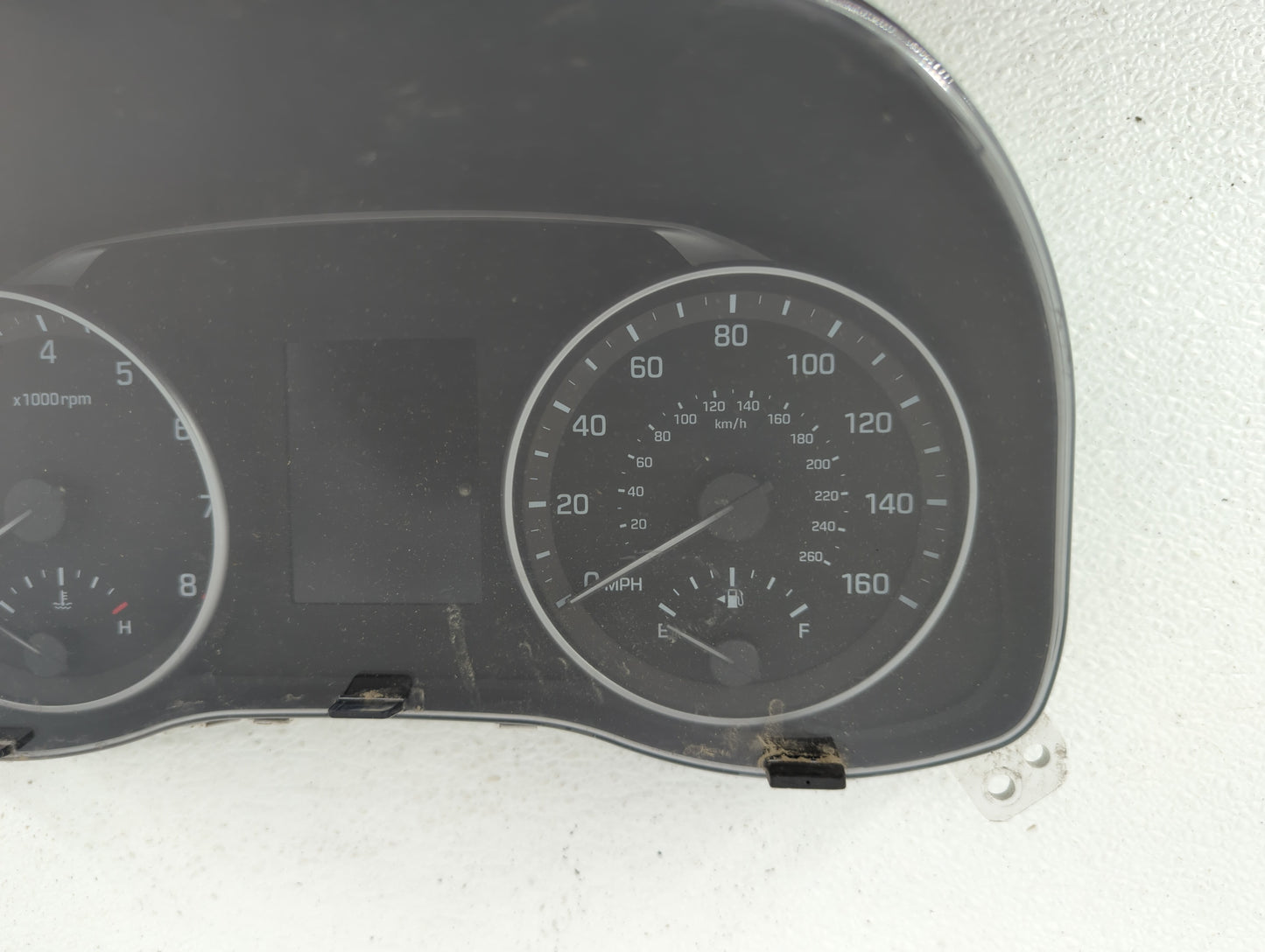 2017-2018 Hyundai Elantra Instrument Cluster Speedometer Gauges P/N:94001-F2060 Fits Fits 2017 2018 OEM Used Auto Parts - Oe
