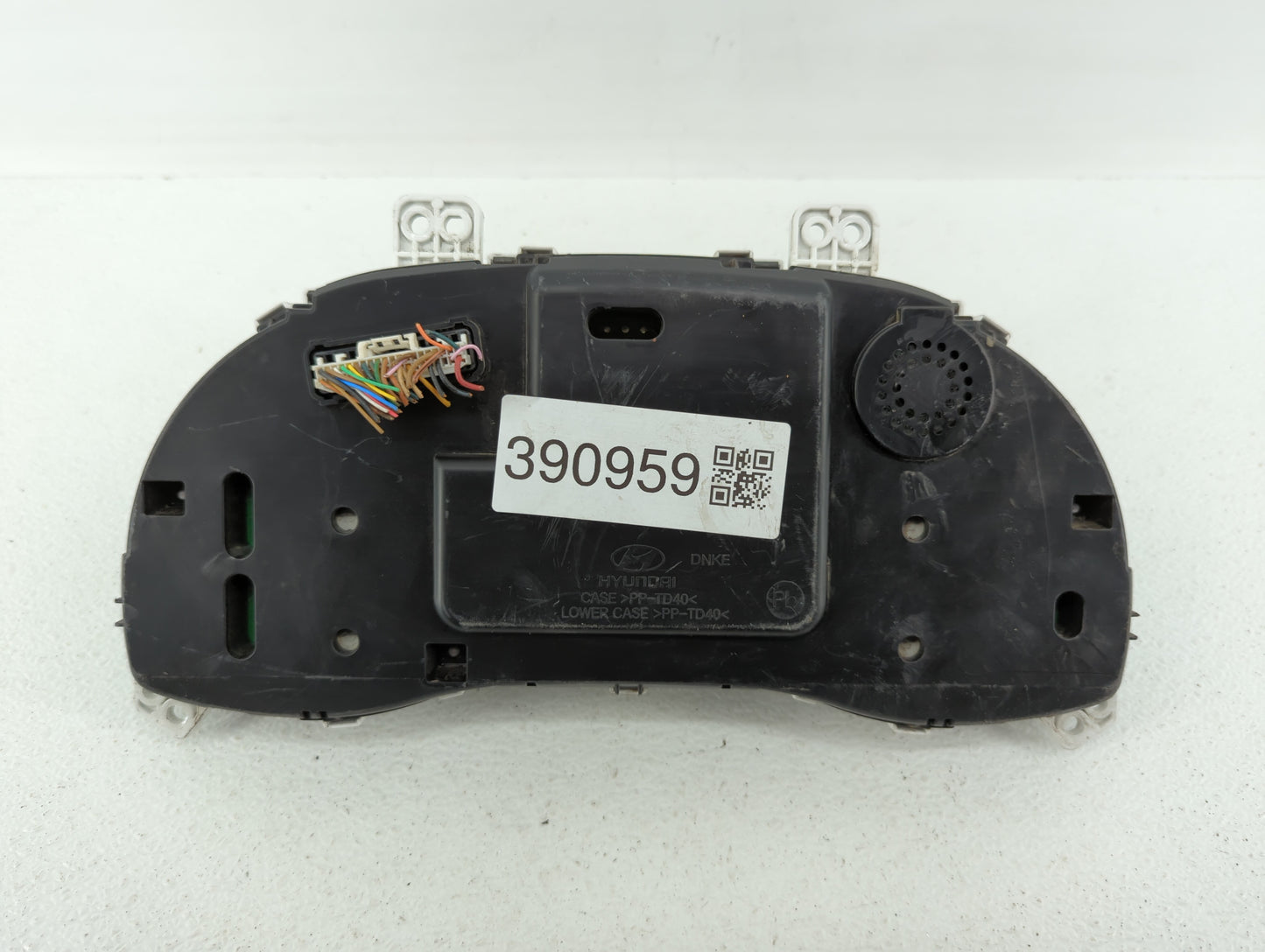 2017-2018 Hyundai Elantra Instrument Cluster Speedometer Gauges P/N:94001-F2060 Fits Fits 2017 2018 OEM Used Auto Parts - Oe