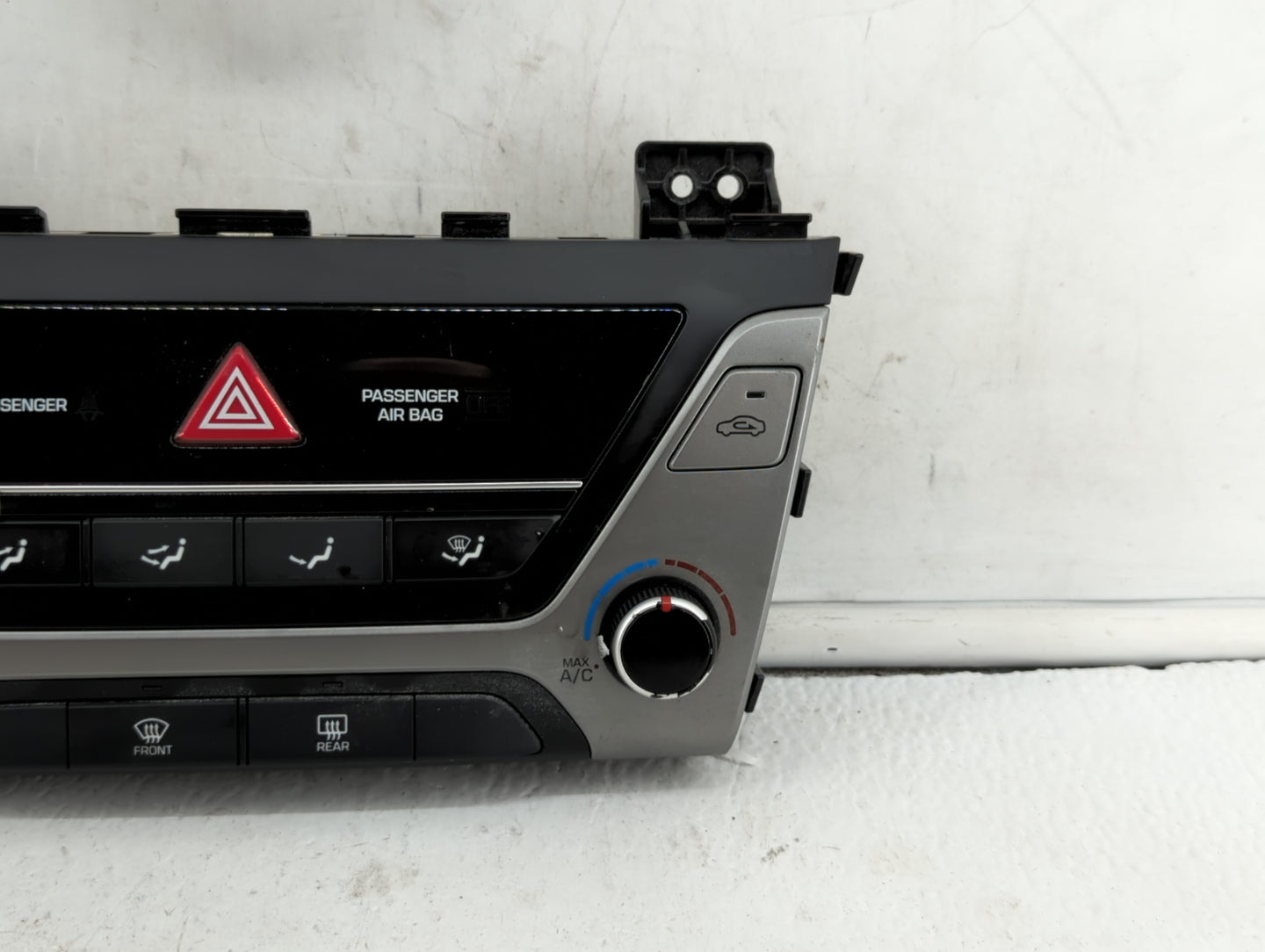 2017-2018 Hyundai Elantra Climate Control Module Temperature AC/Heater Replacement P/N:97250-F2XXX 97250-F20614X Fits OEM Us