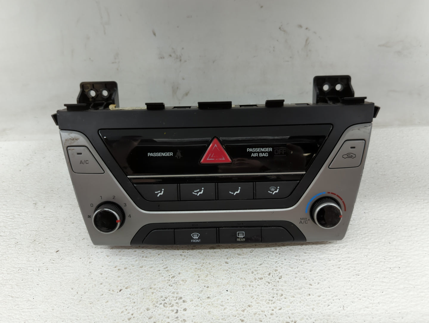 2017-2018 Hyundai Elantra Climate Control Module Temperature AC/Heater Replacement P/N:97250-F2XXX 97250-F20614X Fits OEM Us