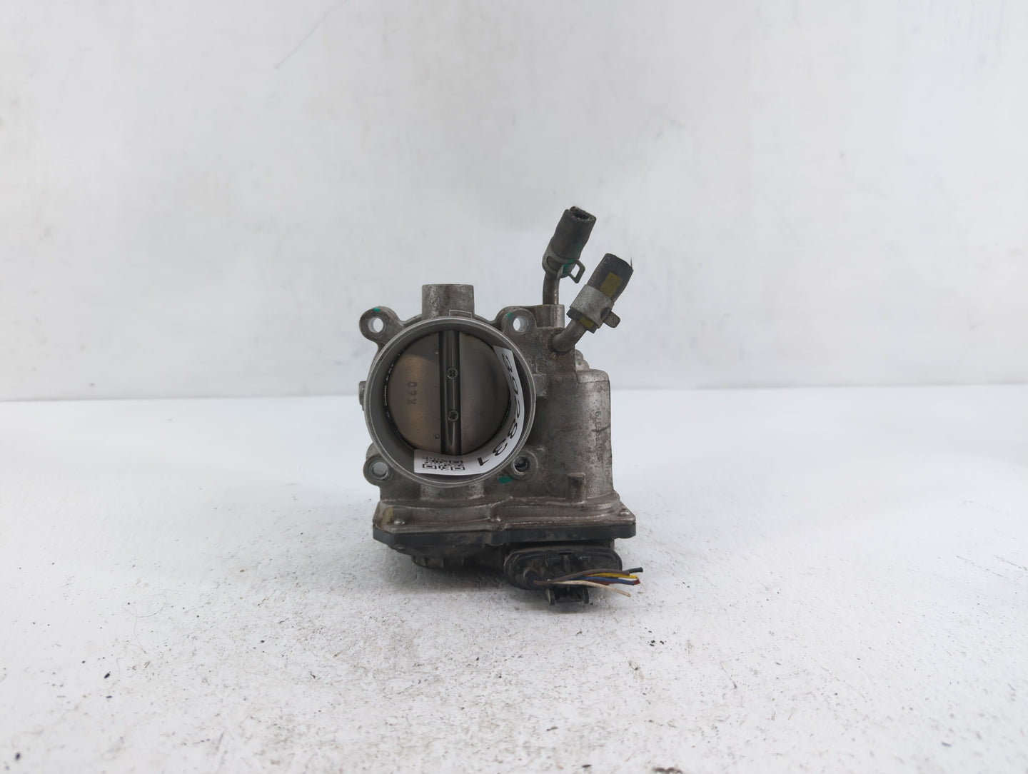 2011-2018 Hyundai Elantra Throttle Body P/N:35100-2E000 1302150124 Fits Fits 2011 2012 2013 2014 2015 2016 2017 2018 2019 OE