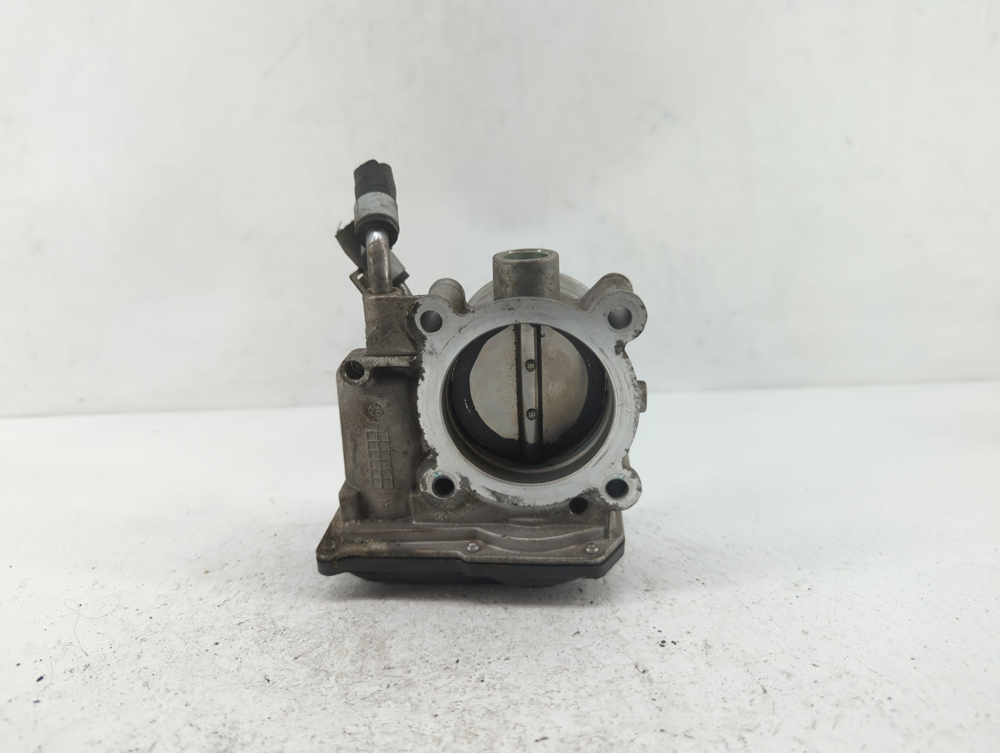 2011-2018 Hyundai Elantra Throttle Body P/N:35100-2E000 1302150124 Fits Fits 2011 2012 2013 2014 2015 2016 2017 2018 2019 OE