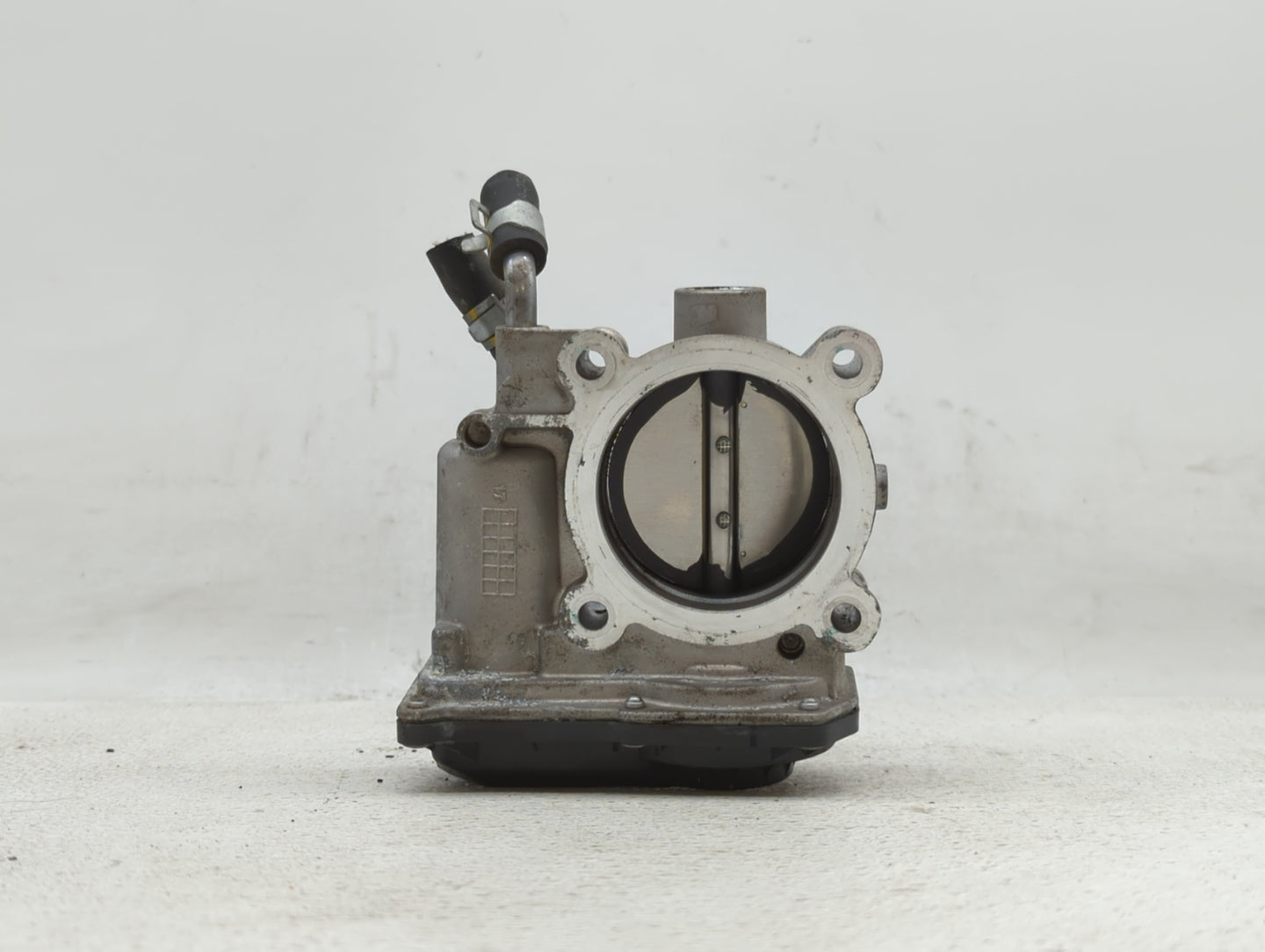 2011-2018 Hyundai Elantra Throttle Body P/N:35100-2E000 1302150124 Fits Fits 2011 2012 2013 2014 2015 2016 2017 2018 2019 OE