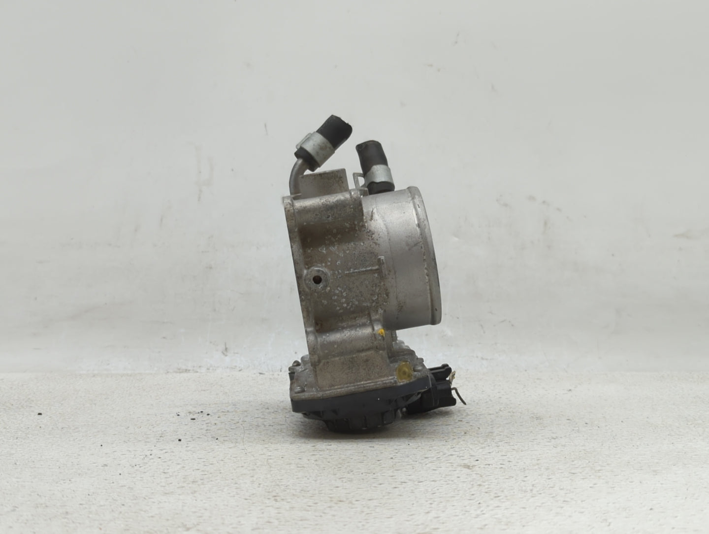 2011-2018 Hyundai Elantra Throttle Body P/N:35100-2E000 1302150124 Fits Fits 2011 2012 2013 2014 2015 2016 2017 2018 2019 OE