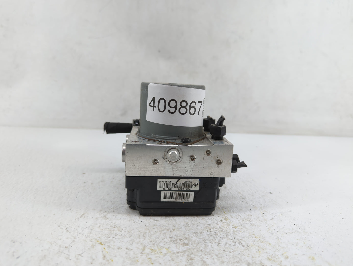 2017-2018 Hyundai Elantra ABS Pump Control Module Replacement P/N:58900-F2500 58920-F2500 Fits Fits 2017 2018 OEM Used Auto 