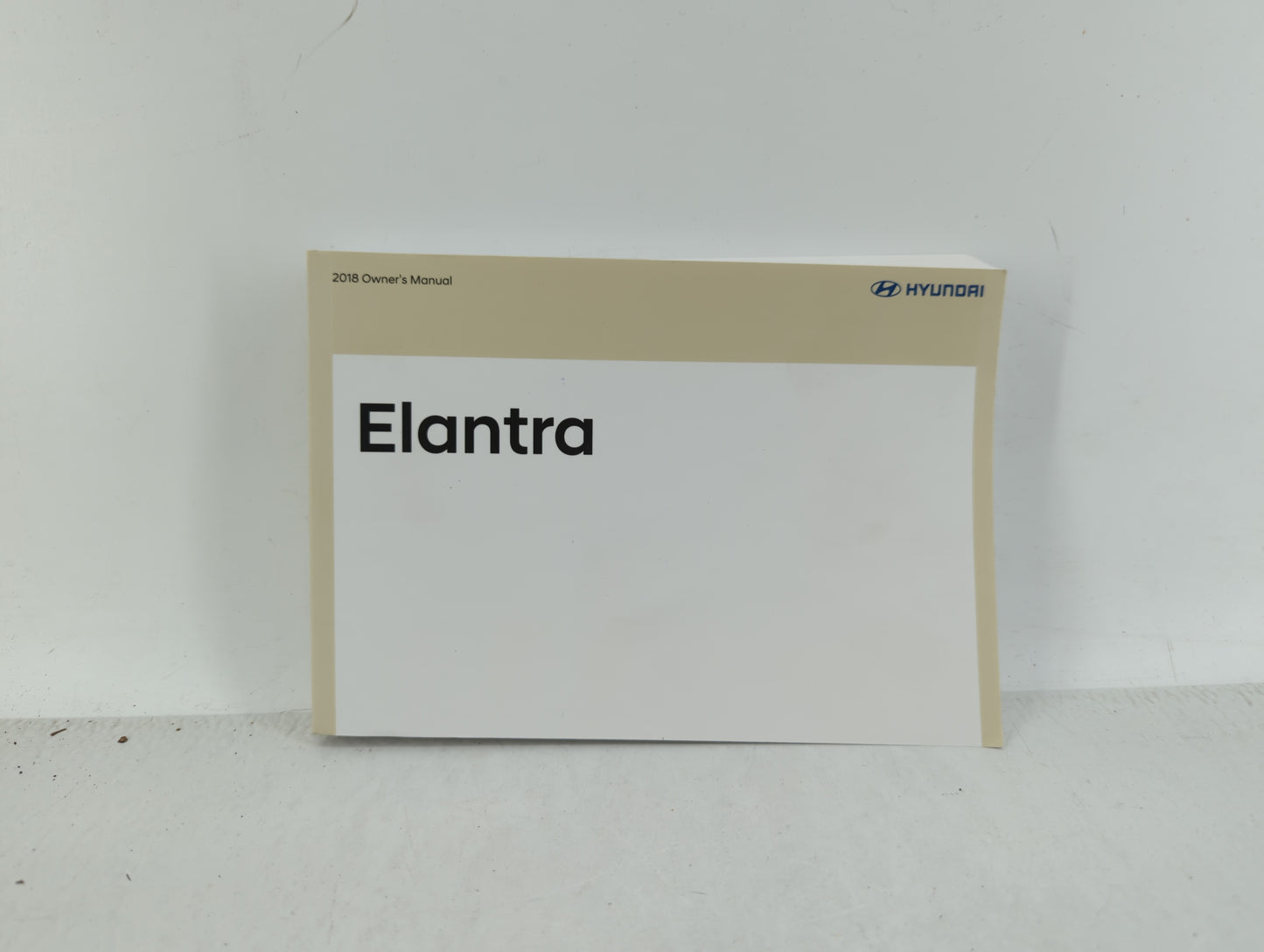 2018 Hyundai Elantra Owners Manual Book Guide OEM Used Auto Parts - Oemusedautoparts1.com
