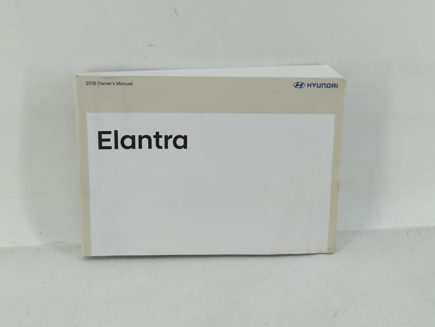 2018 Hyundai Elantra Owners Manual Book Guide OEM Used Auto Parts - Oemusedautoparts1.com