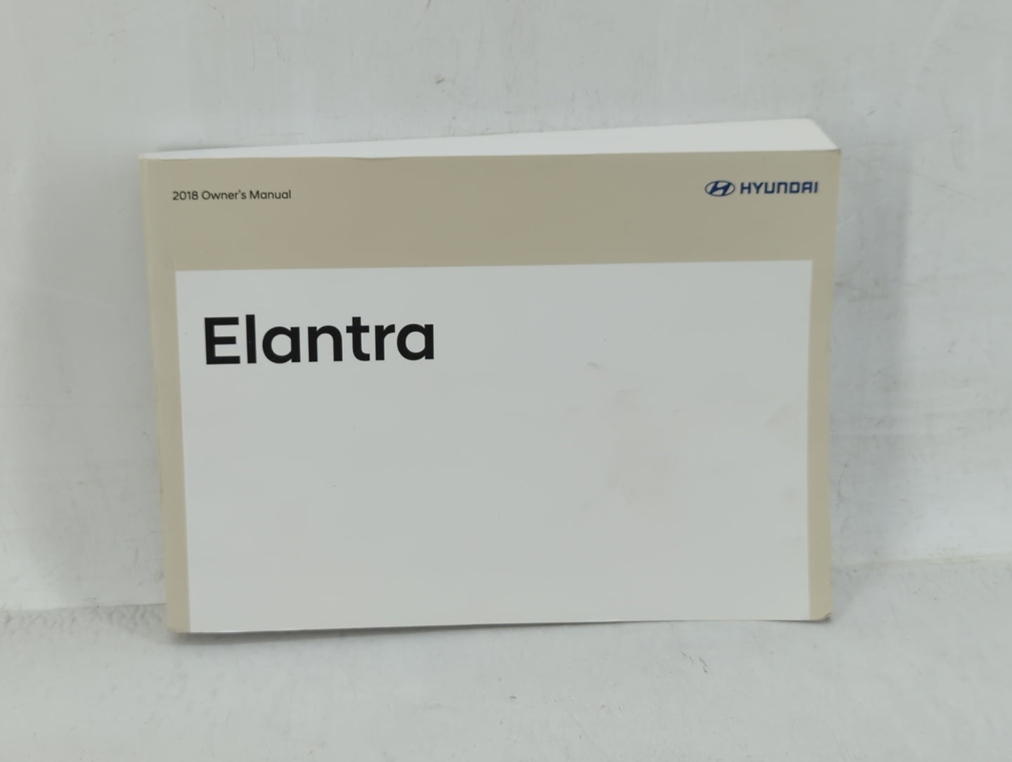 2018 Hyundai Elantra Owners Manual Book Guide OEM Used Auto Parts - Oemusedautoparts1.com