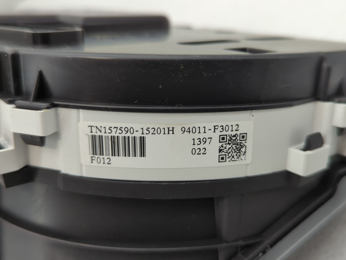 2018 Hyundai Elantra Instrument Cluster Speedometer Gauges P/N:94011-F3012 Fits OEM Used Auto Parts - Oemusedautoparts1.com