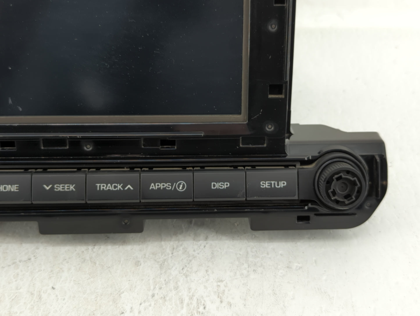 2017-2018 Hyundai Elantra Am Fm Cd Player Radio Receiver - Oemusedautoparts1.com