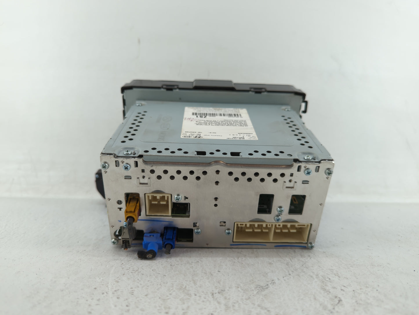 2017-2018 Hyundai Elantra Am Fm Cd Player Radio Receiver - Oemusedautoparts1.com