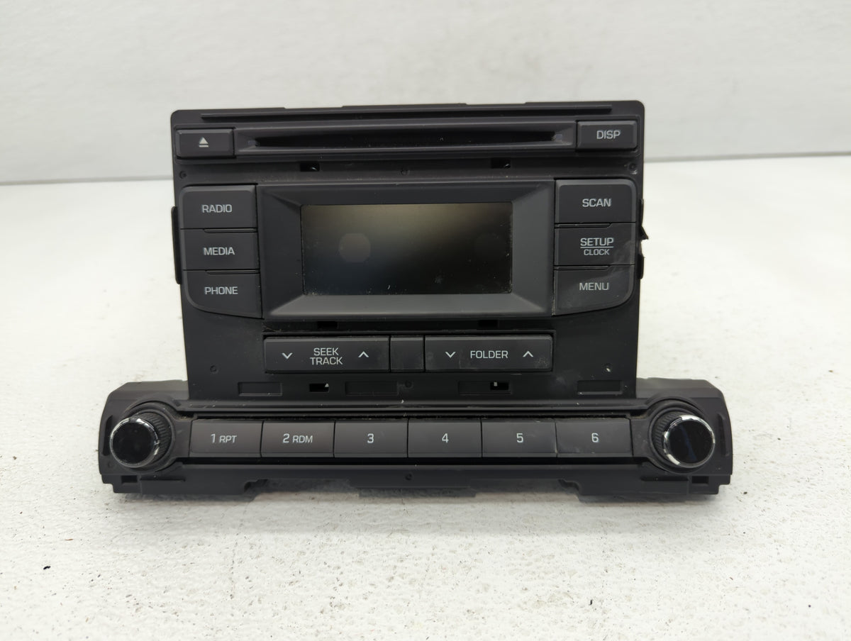 2017-2018 Hyundai Elantra Am Fm Cd Player Radio Receiver 465211 - Oemusedautoparts1.com