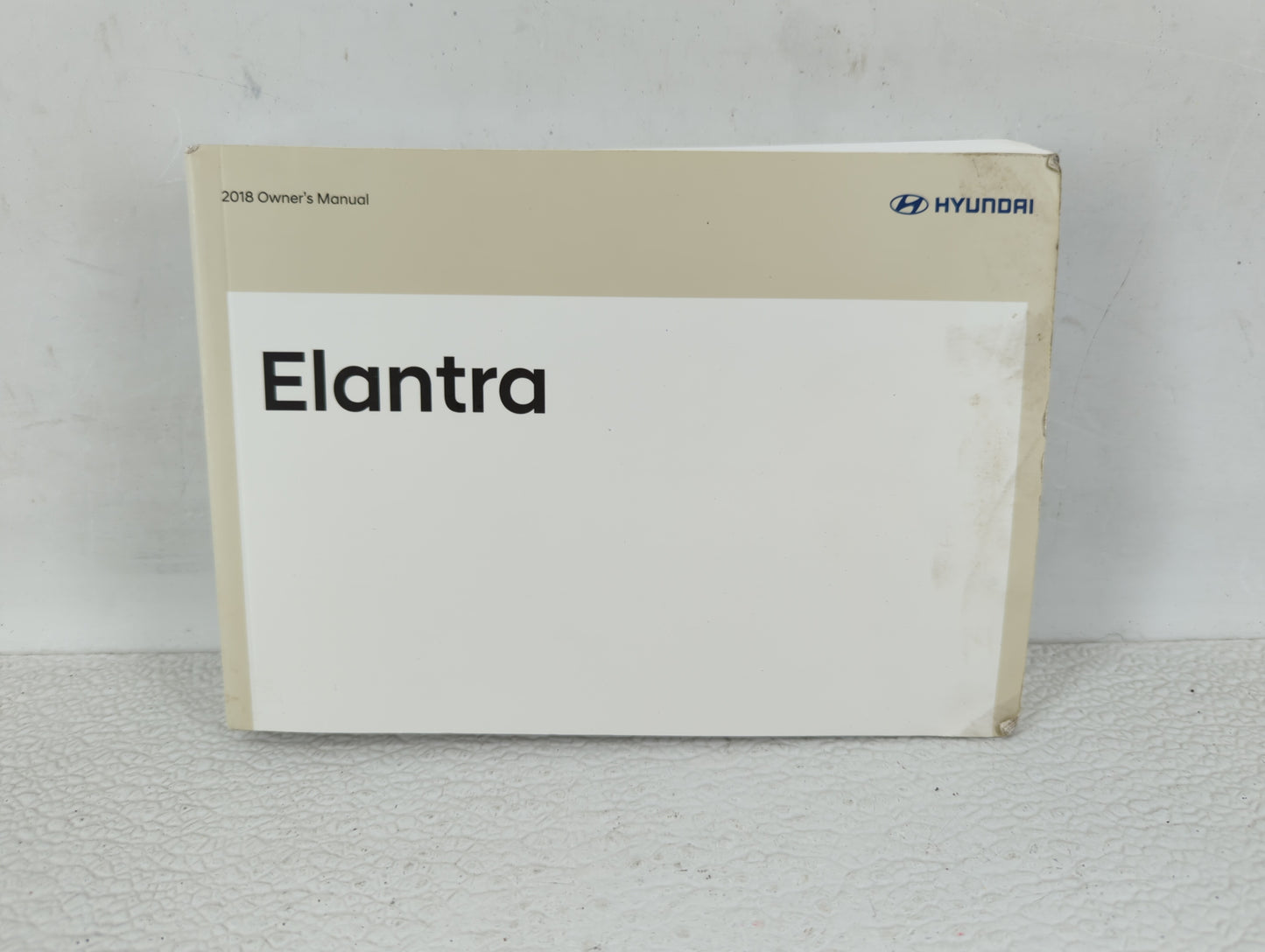 2018 Hyundai Elantra Owners Manual Book Guide OEM Used Auto Parts - Oemusedautoparts1.com