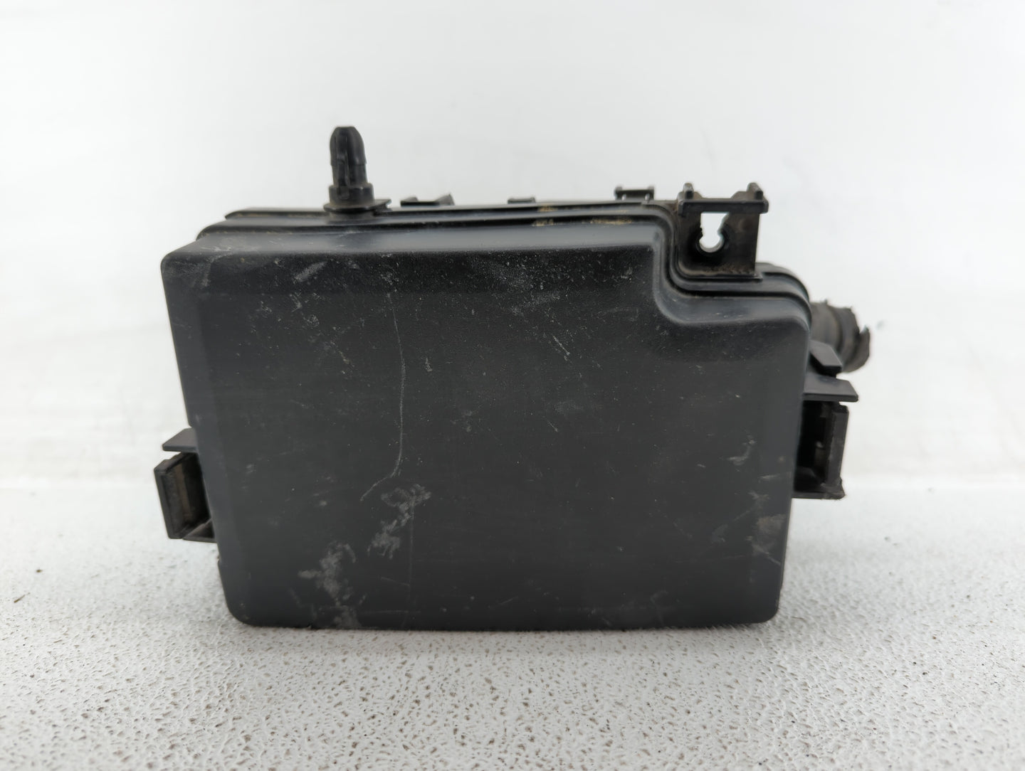 2018 Hyundai Elantra Fusebox Fuse Box Panel Relay Module P/N:91203F2485C Fits OEM Used Auto Parts - Oemusedautoparts1.com