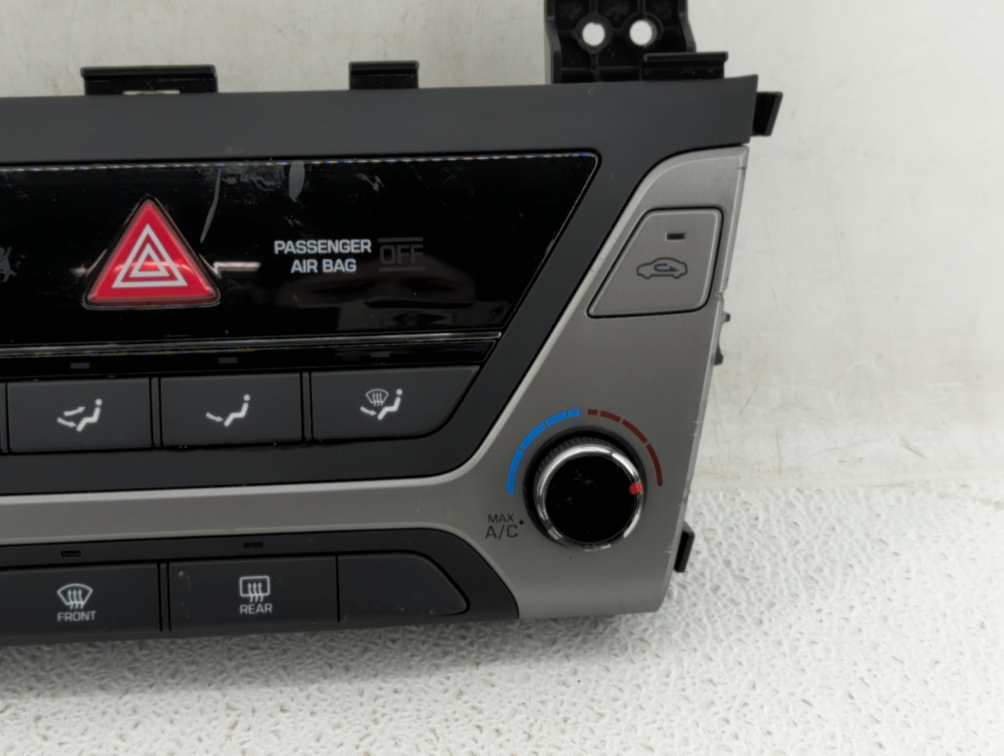 2017-2018 Hyundai Elantra Climate Control Module Temperature AC/Heater Replacement P/N:97250-F20624X 97250-F2231RET Fits OEM