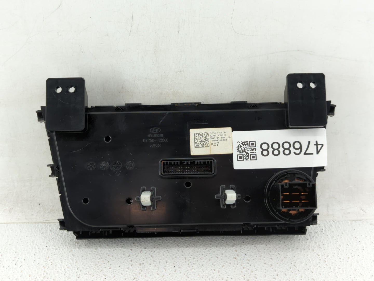 2017-2018 Hyundai Elantra Climate Control Module Temperature AC/Heater Replacement P/N:97250-F20624X 97250-F2231RET Fits OEM