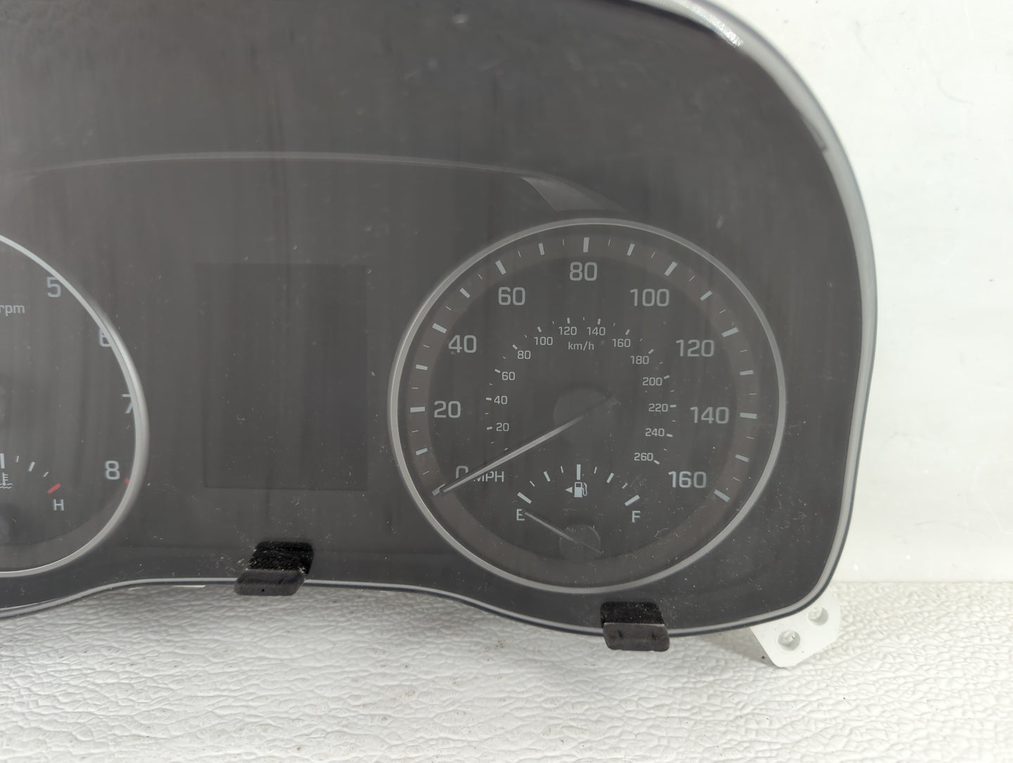 2017-2018 Hyundai Elantra Instrument Cluster Speedometer Gauges P/N:94001-F3011 Fits Fits 2017 2018 OEM Used Auto Parts - Oe