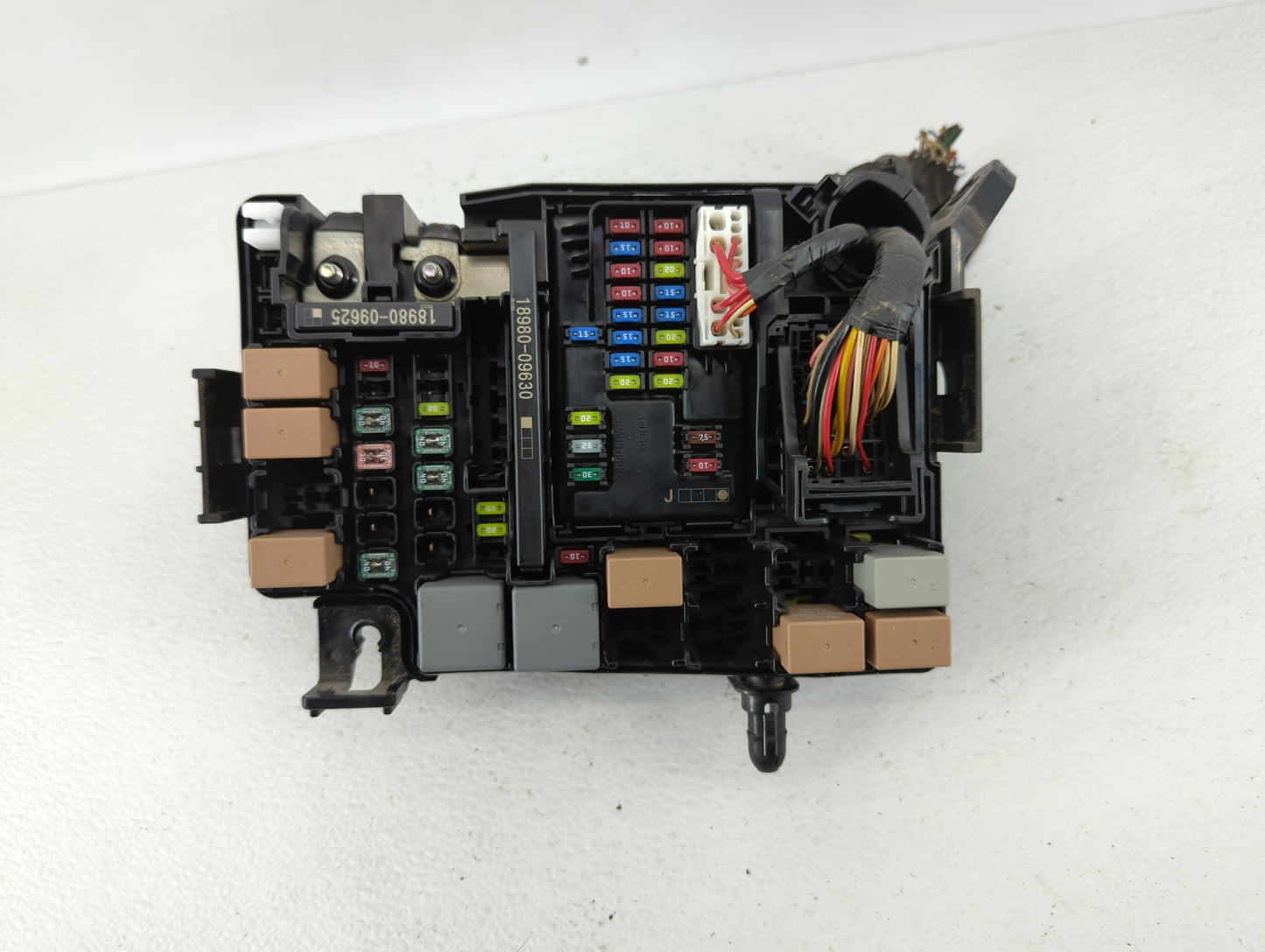 2018 Hyundai Elantra Fusebox Fuse Box Panel Relay Module P/N:91203-F2525C 91219-G3210 Fits OEM Used Auto Parts - Oemusedauto