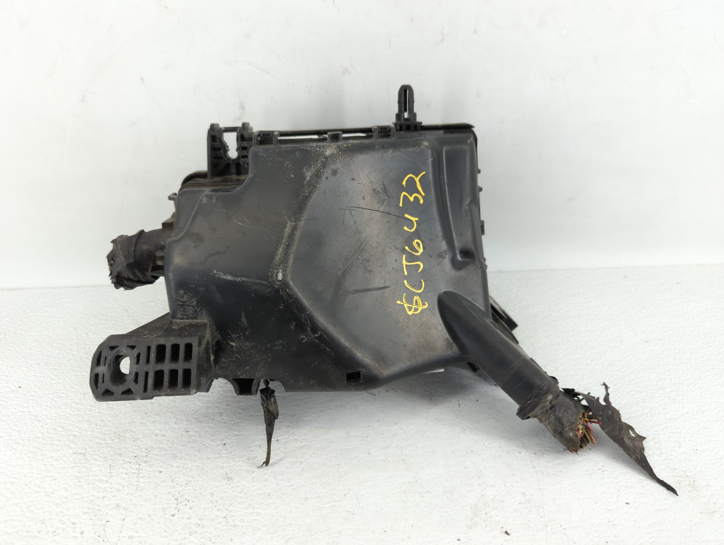 2018 Hyundai Elantra Fusebox Fuse Box Panel Relay Module P/N:91203-F2525C 91219-G3210 Fits OEM Used Auto Parts - Oemusedauto