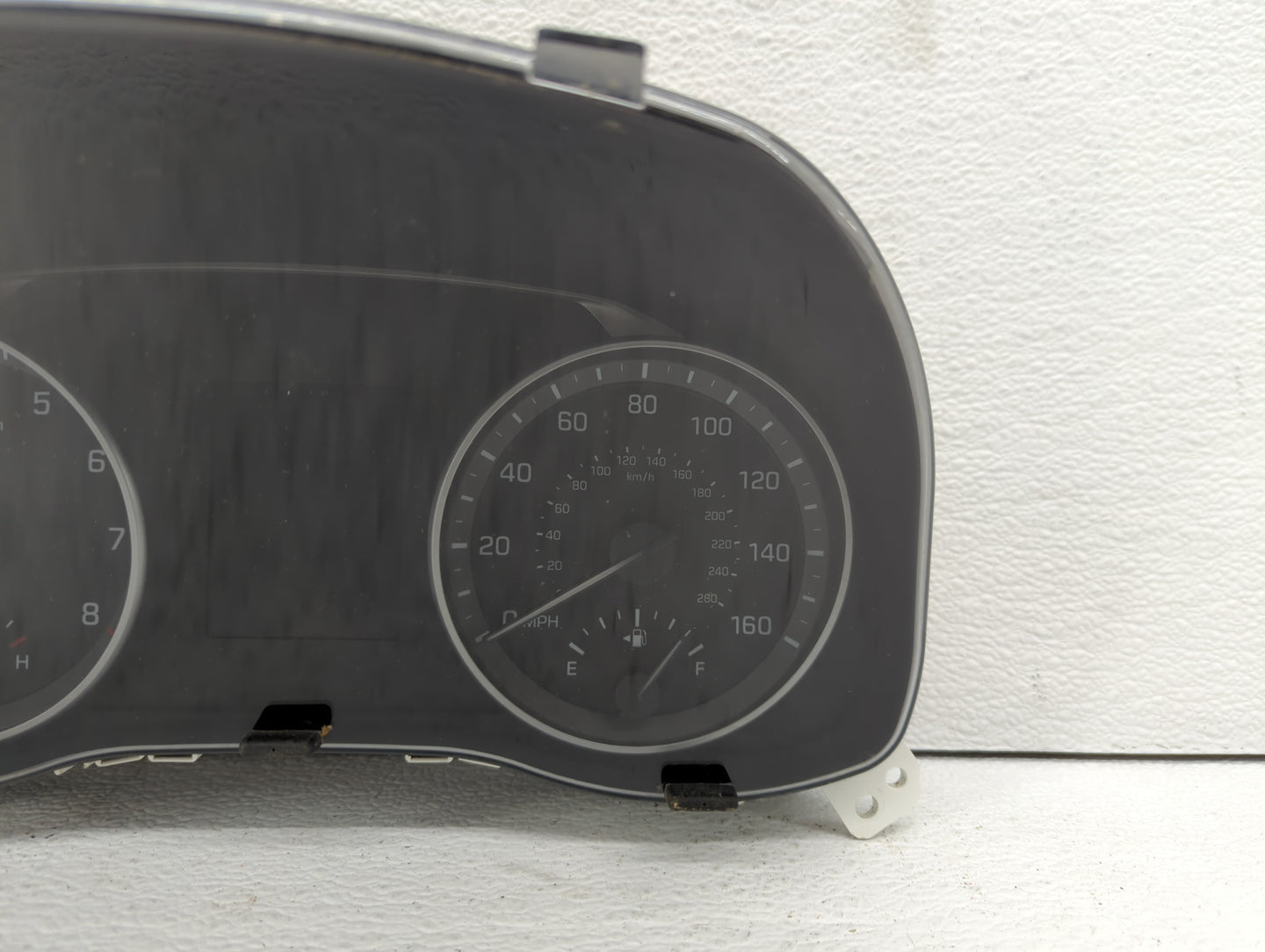 2017-2018 Hyundai Elantra Instrument Cluster Speedometer Gauges P/N:94011-F3012 Fits Fits 2017 2018 OEM Used Auto Parts - Oe