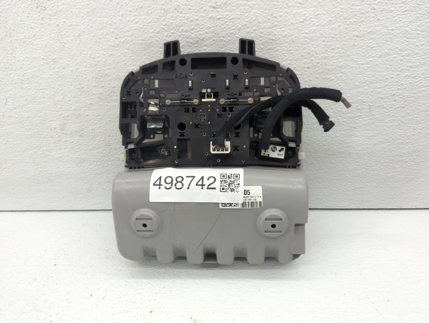 2018 Hyundai Elantra Overhead Roof Console Grey - Oemusedautoparts1.com