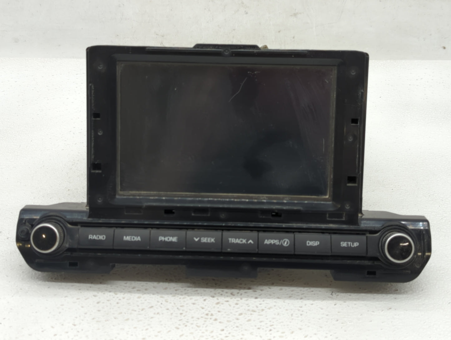 2017-2018 Hyundai Elantra Am Fm Cd Player Radio Receiver - Oemusedautoparts1.com