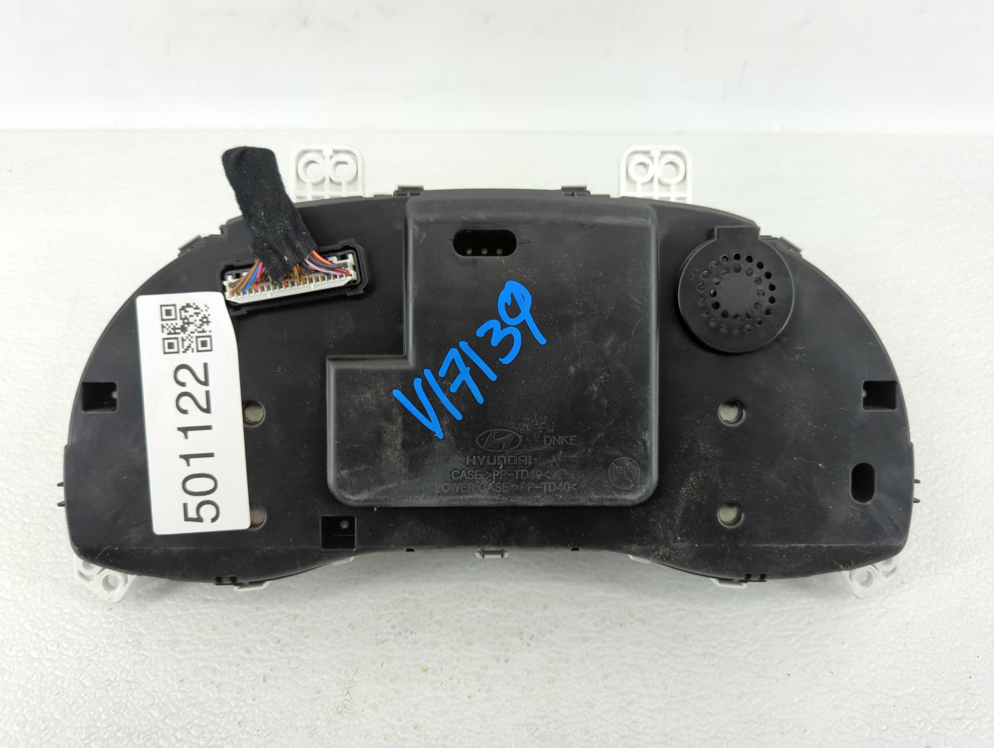 2017-2018 Hyundai Elantra Instrument Cluster Speedometer Gauges P/N:94011-F3010 Fits Fits 2017 2018 OEM Used Auto Parts - Oe