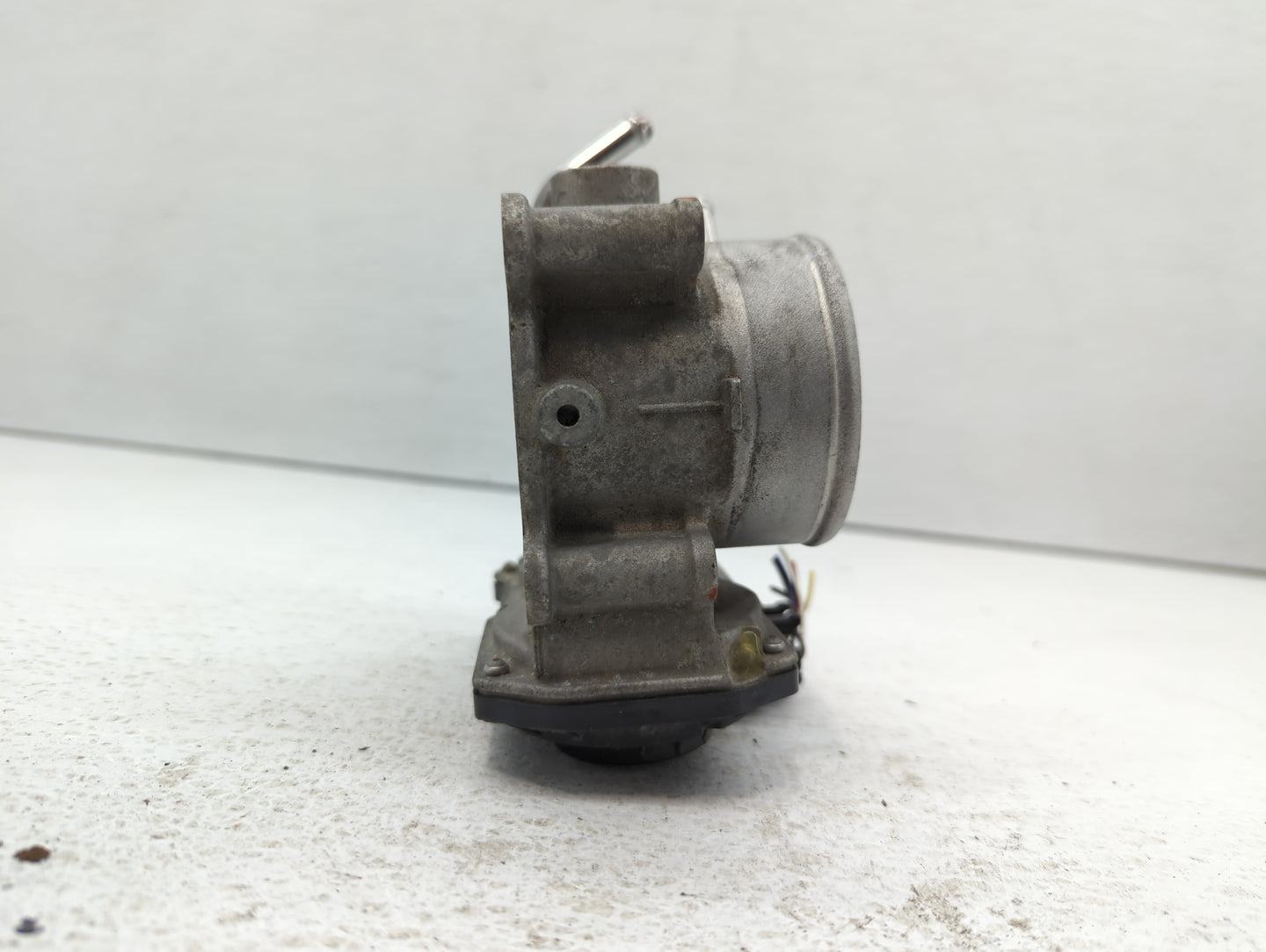 2011-2020 Hyundai Elantra Throttle Body P/N:35100-2E000 Fits Fits 2011 2012 2013 2014 2015 2016 2017 2018 2019 2020 2021 OEM
