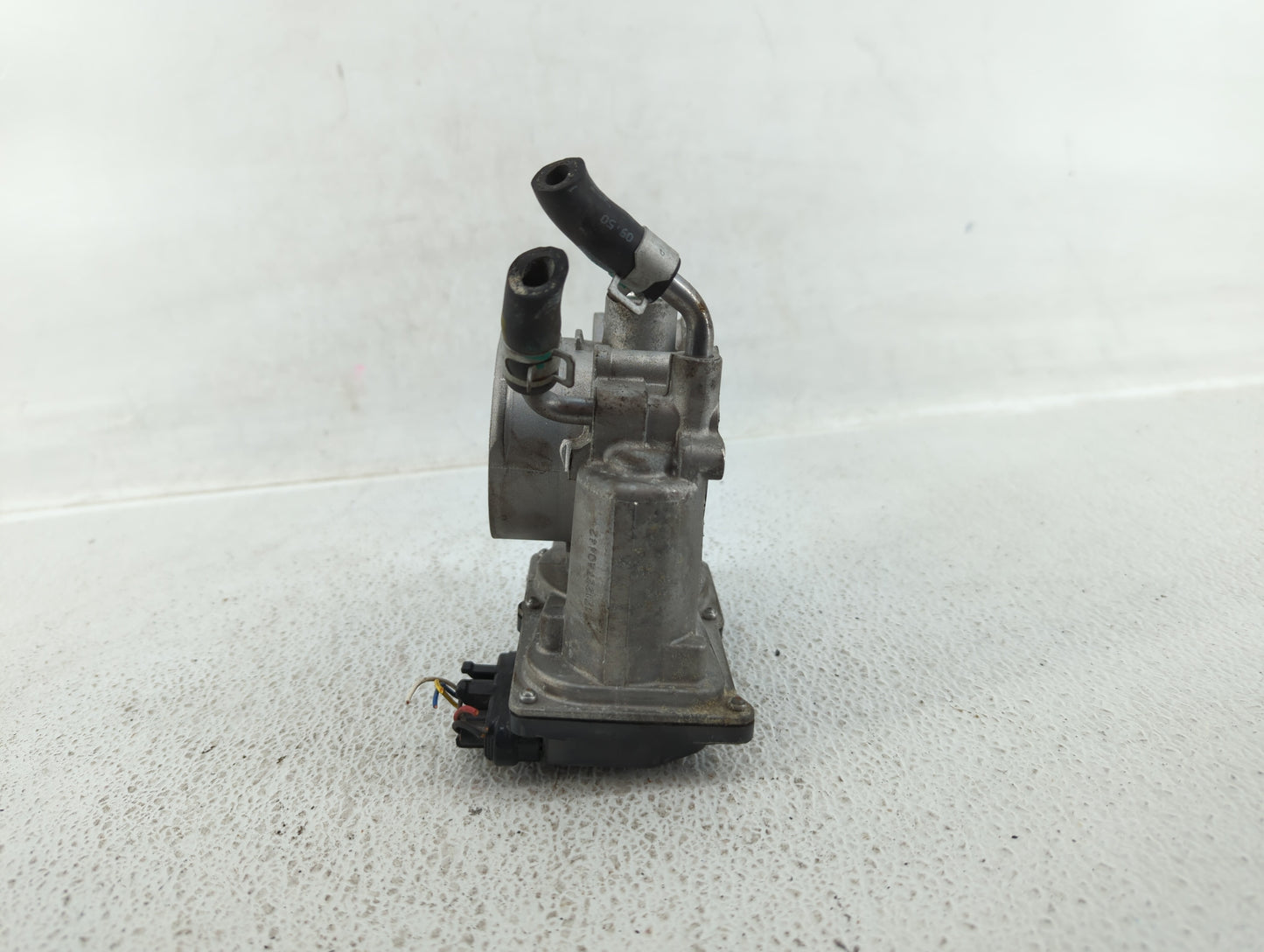 2011-2020 Hyundai Elantra Throttle Body P/N:35100-2E000 35100-2L000 Fits OEM Used Auto Parts - Oemusedautoparts1.com