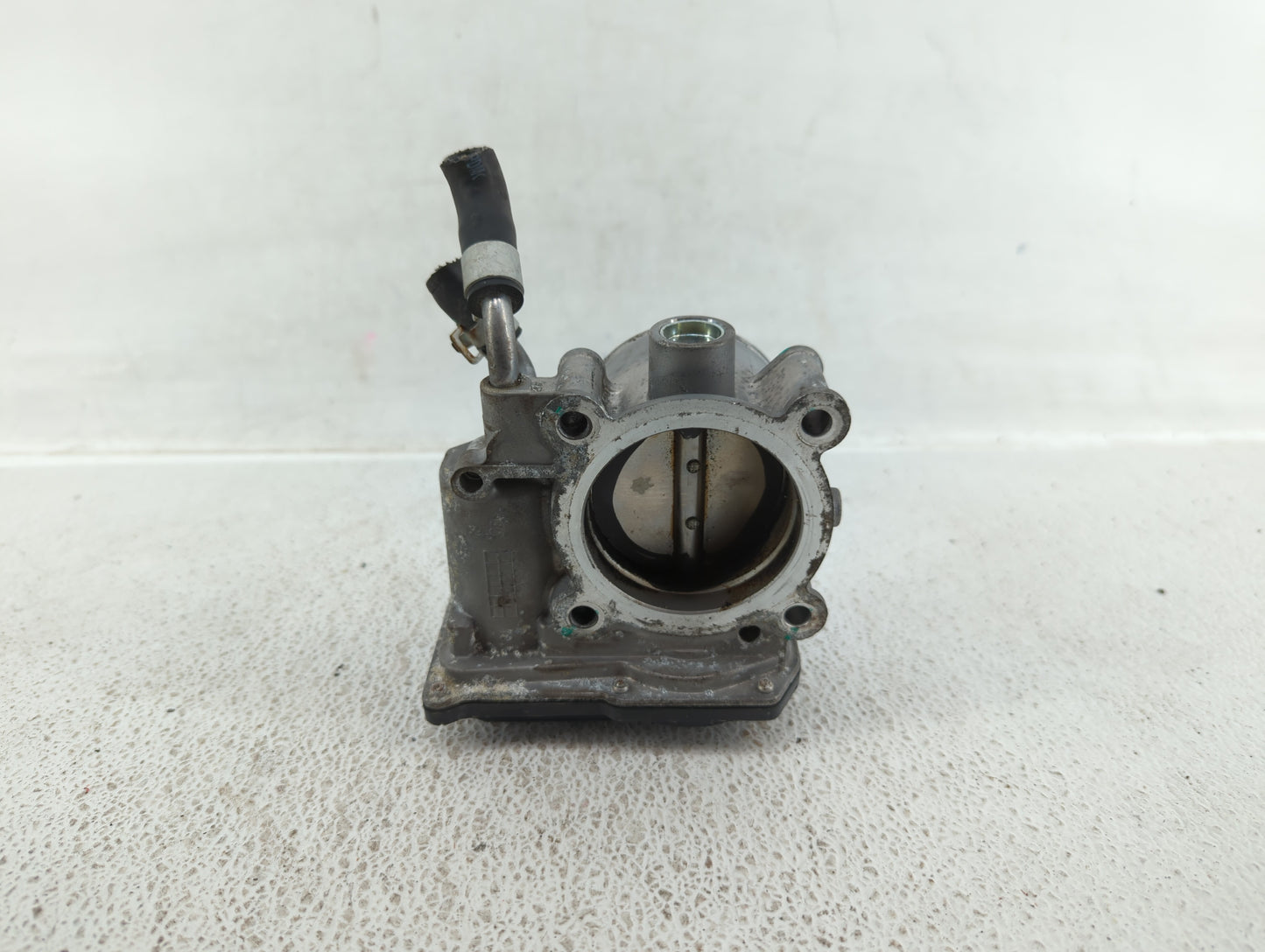 2011-2020 Hyundai Elantra Throttle Body P/N:35100-2E000 Fits Fits 2011 2012 2013 2014 2015 2016 2017 2018 2019 2020 2021 OEM