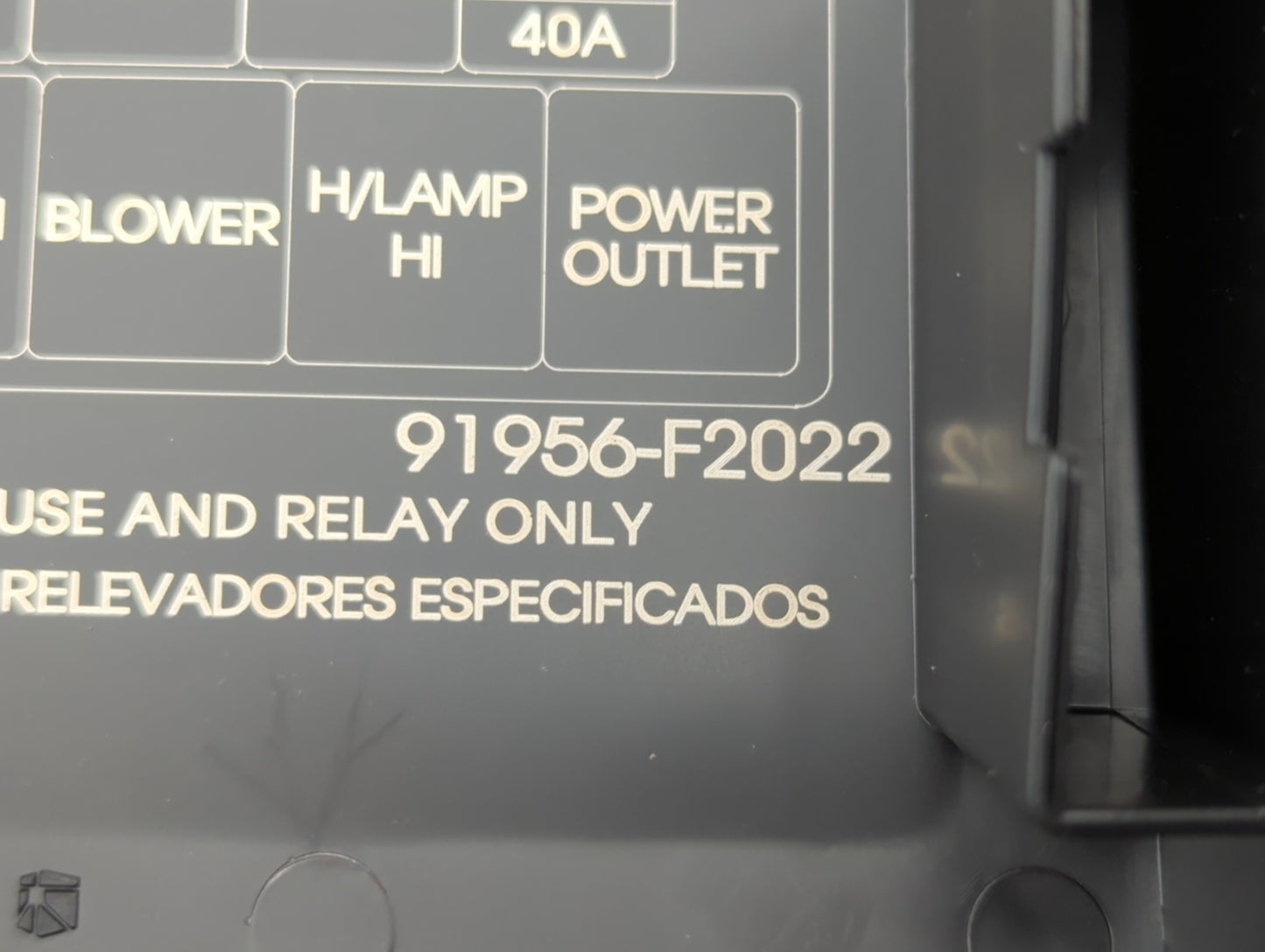 2018 Hyundai Elantra Fusebox Fuse Box Panel Relay Module P/N:91956-F2022 Fits OEM Used Auto Parts - Oemusedautoparts1.com