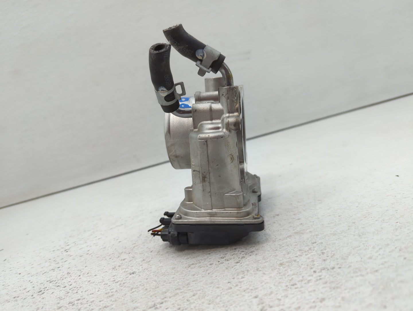 2011-2020 Hyundai Elantra Throttle Body P/N:35100-2E000 Fits Fits 2011 2012 2013 2014 2015 2016 2017 2018 2019 2020 2021 OEM