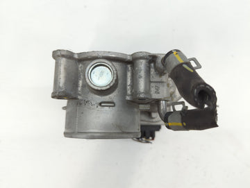 2011-2020 Hyundai Elantra Throttle Body P/N:35100-2E000 Fits Fits 2011 2012 2013 2014 2015 2016 2017 2018 2019 2020 2021 OEM Used Auto Parts