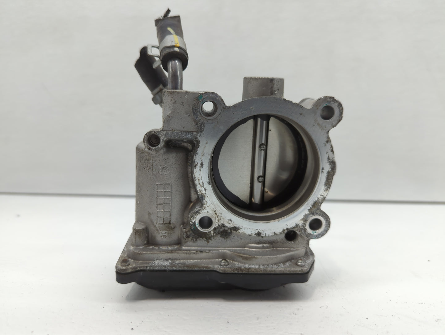 2011-2020 Hyundai Elantra Throttle Body P/N:35100-2E000 Fits Fits 2011 2012 2013 2014 2015 2016 2017 2018 2019 2020 2021 OEM