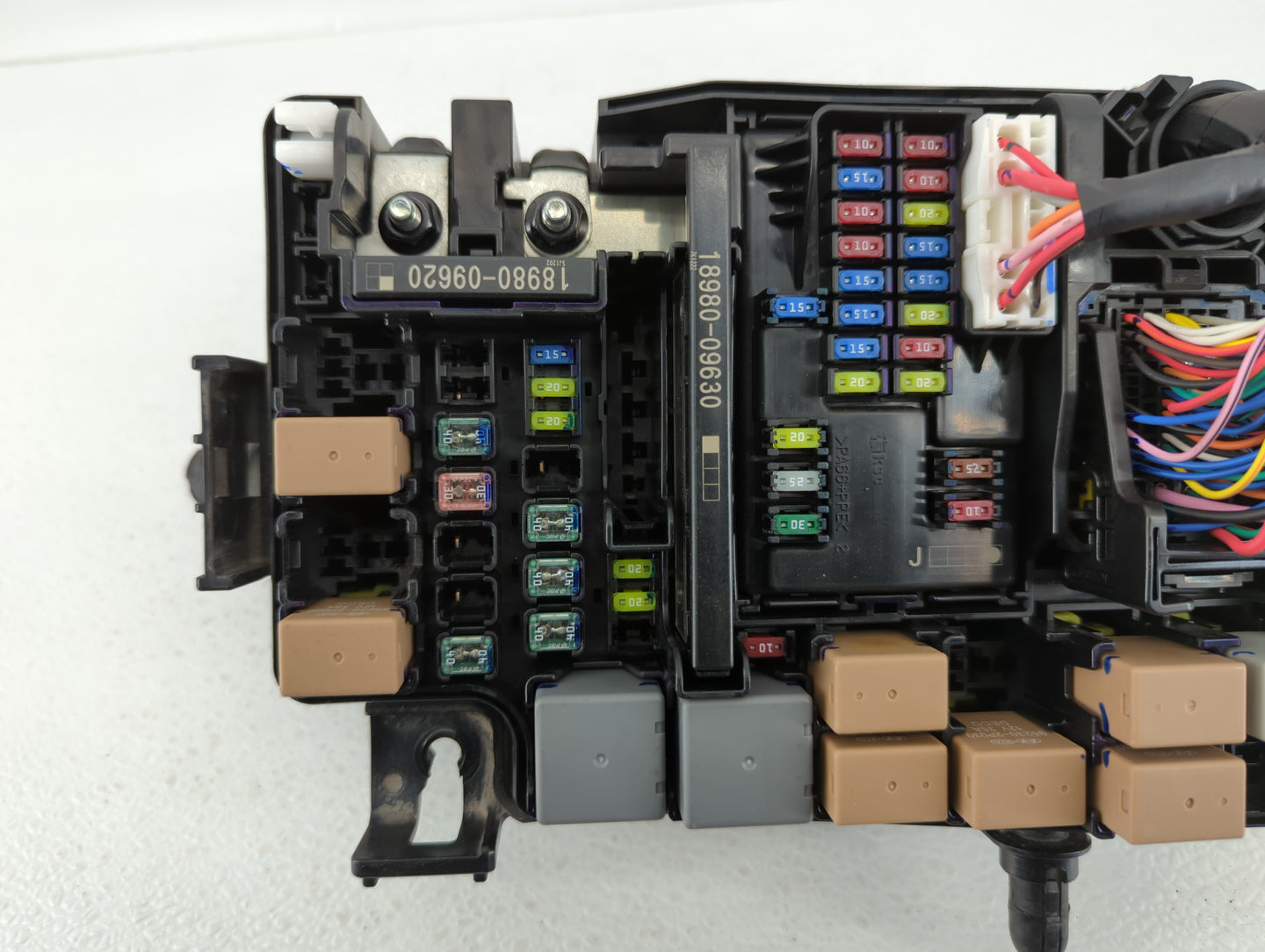 2018 Hyundai Elantra Fusebox Fuse Box Panel Relay Module P/N:91956-F2022 Fits OEM Used Auto Parts - Oemusedautoparts1.com